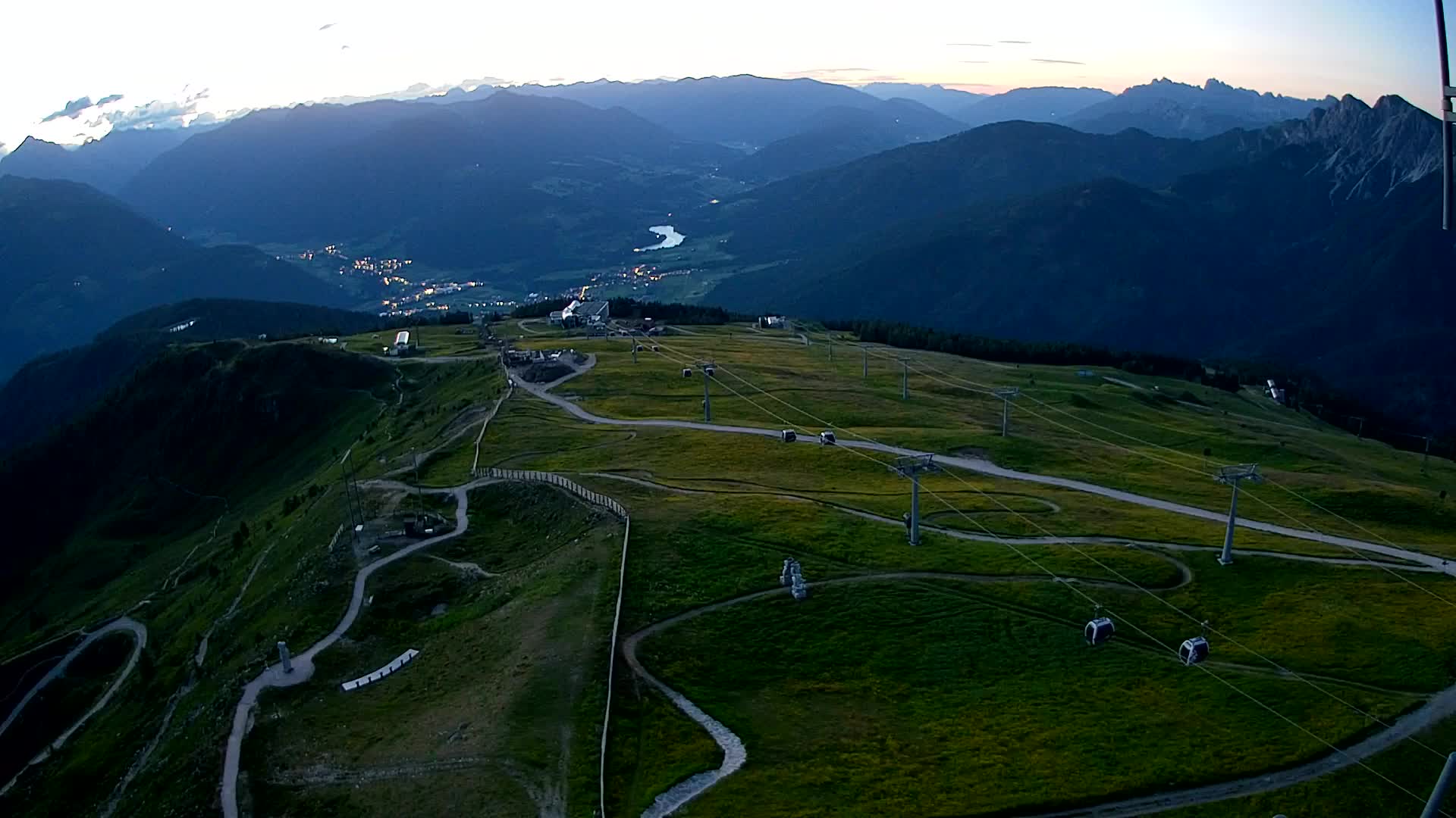 Kronplatz peak | view to Valdaora – Olang