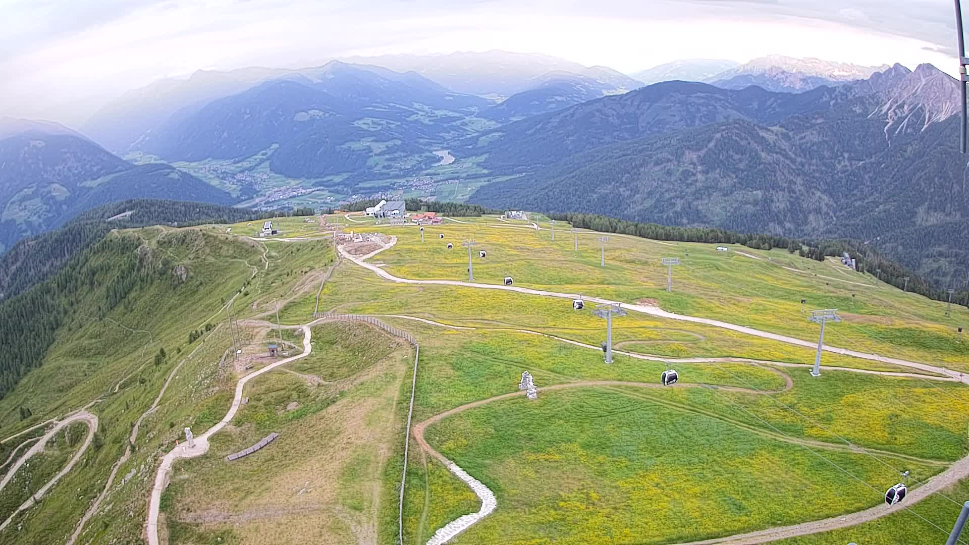 Kronplatz peak | view to Valdaora – Olang