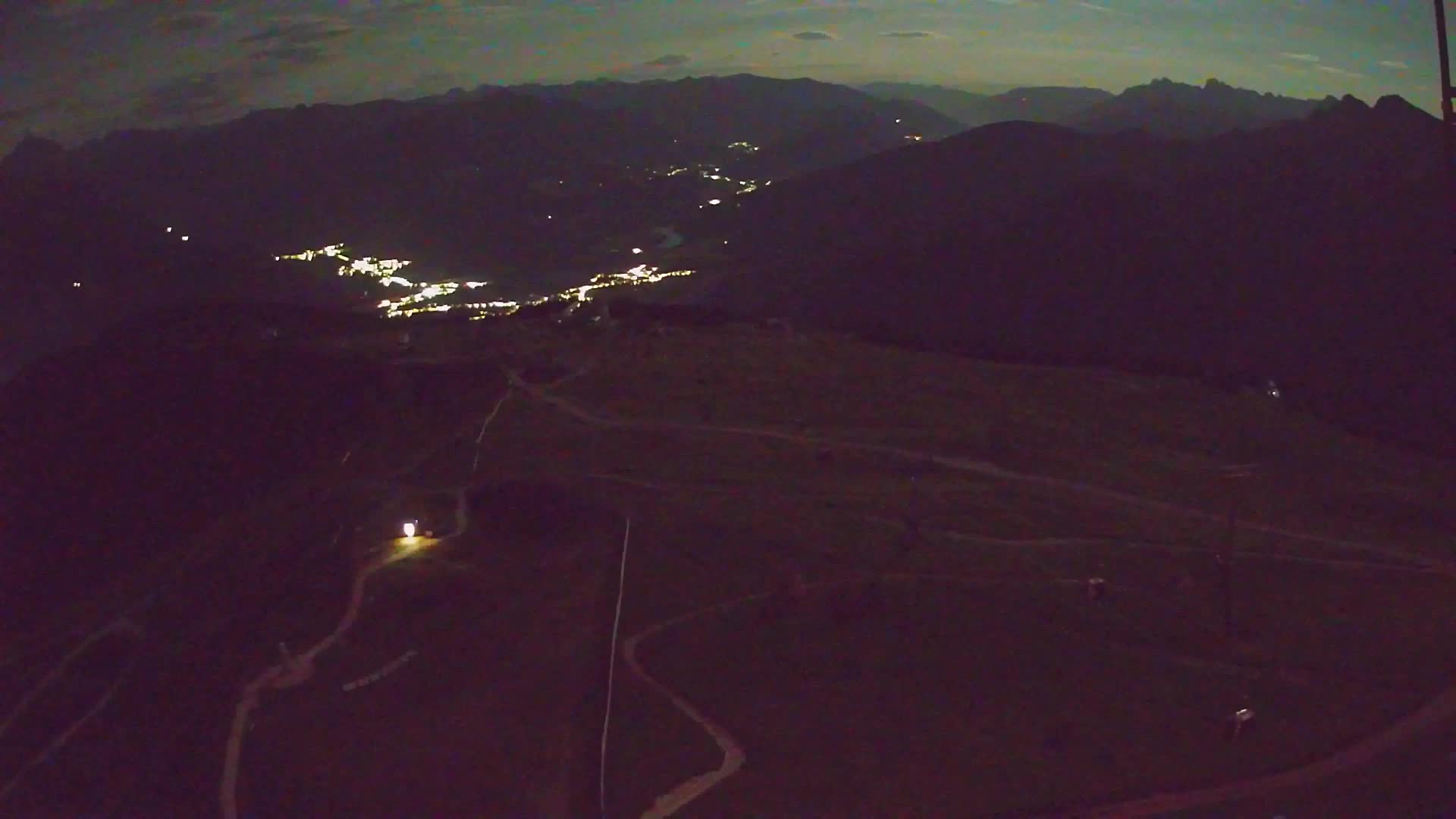 Kronplatz peak | view to Valdaora – Olang