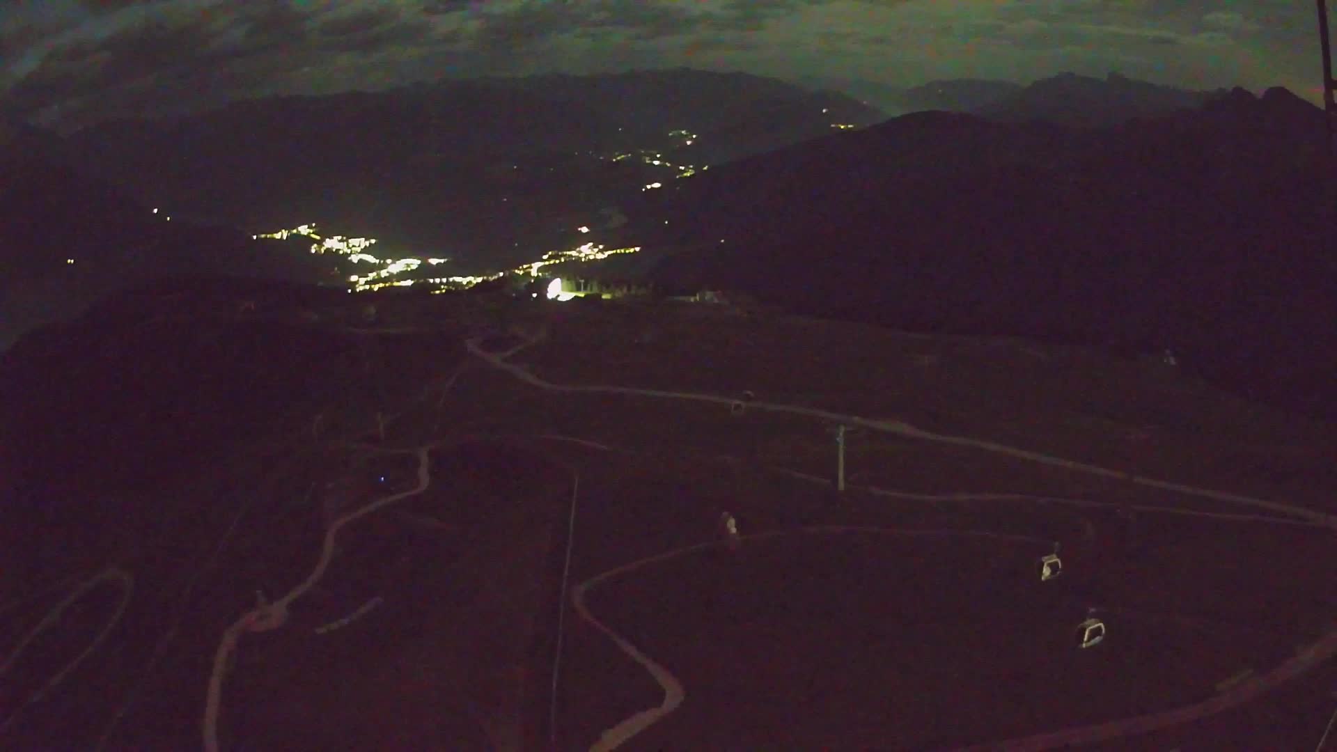 Kronplatz peak | view to Valdaora – Olang
