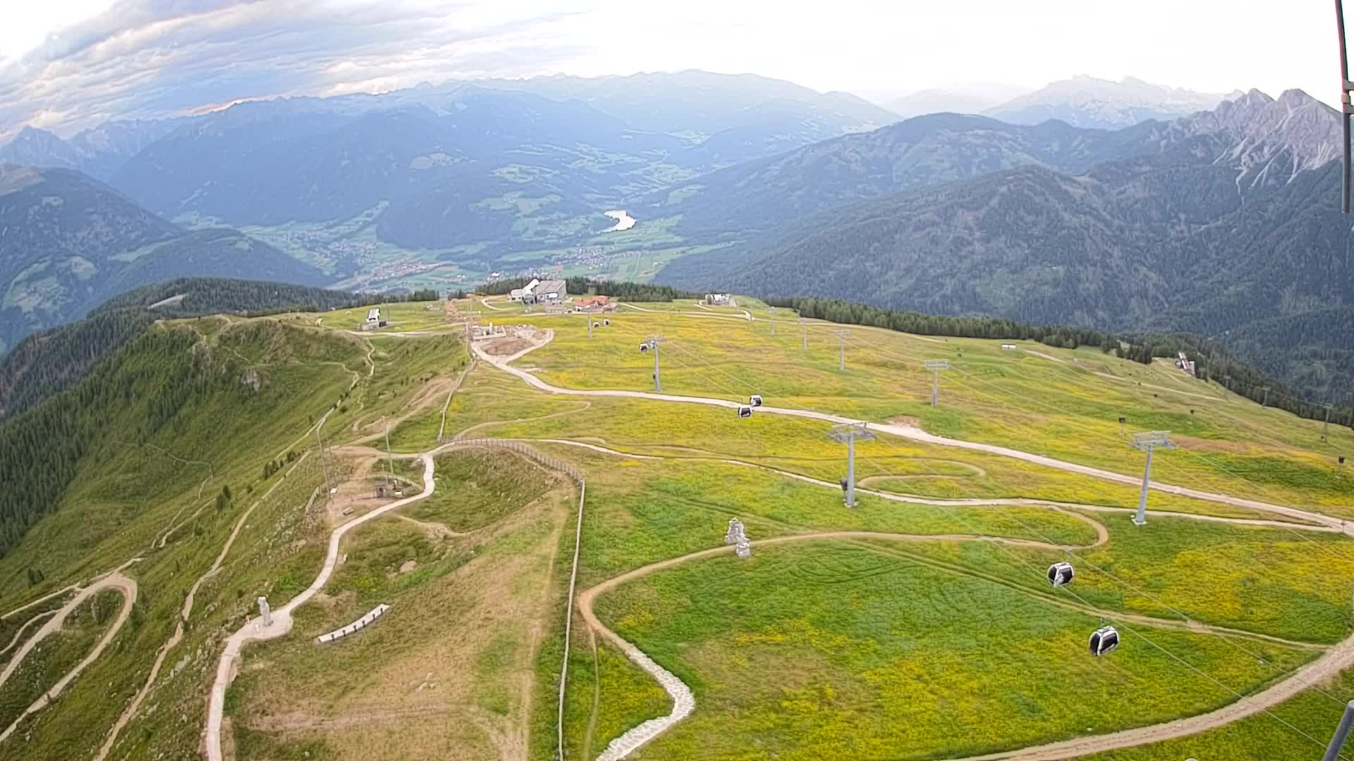 Sommet du Kronplatz | vue sur Valdaora – Olang