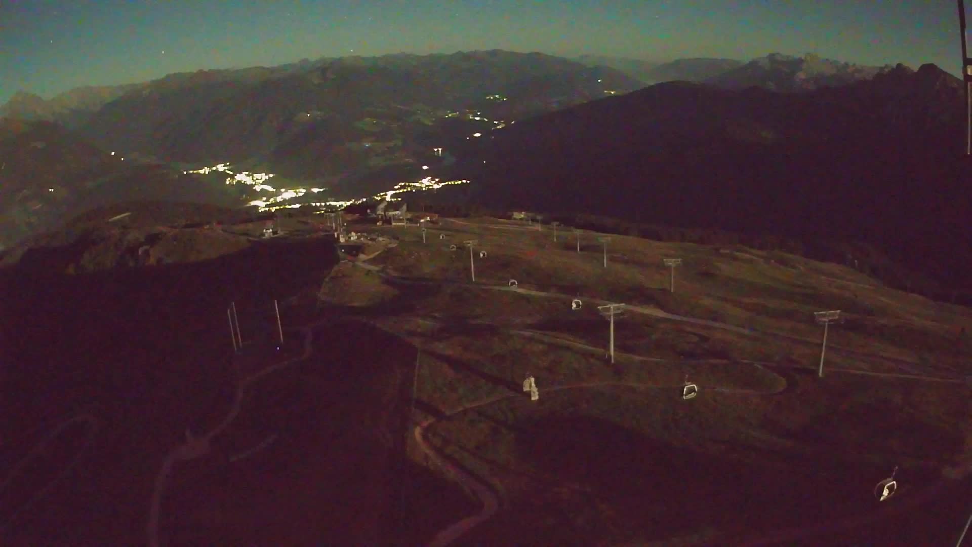 Kronplatz peak | view to Valdaora – Olang
