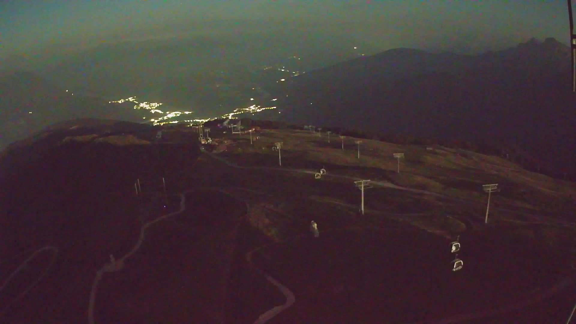 Kronplatz peak | view to Valdaora – Olang