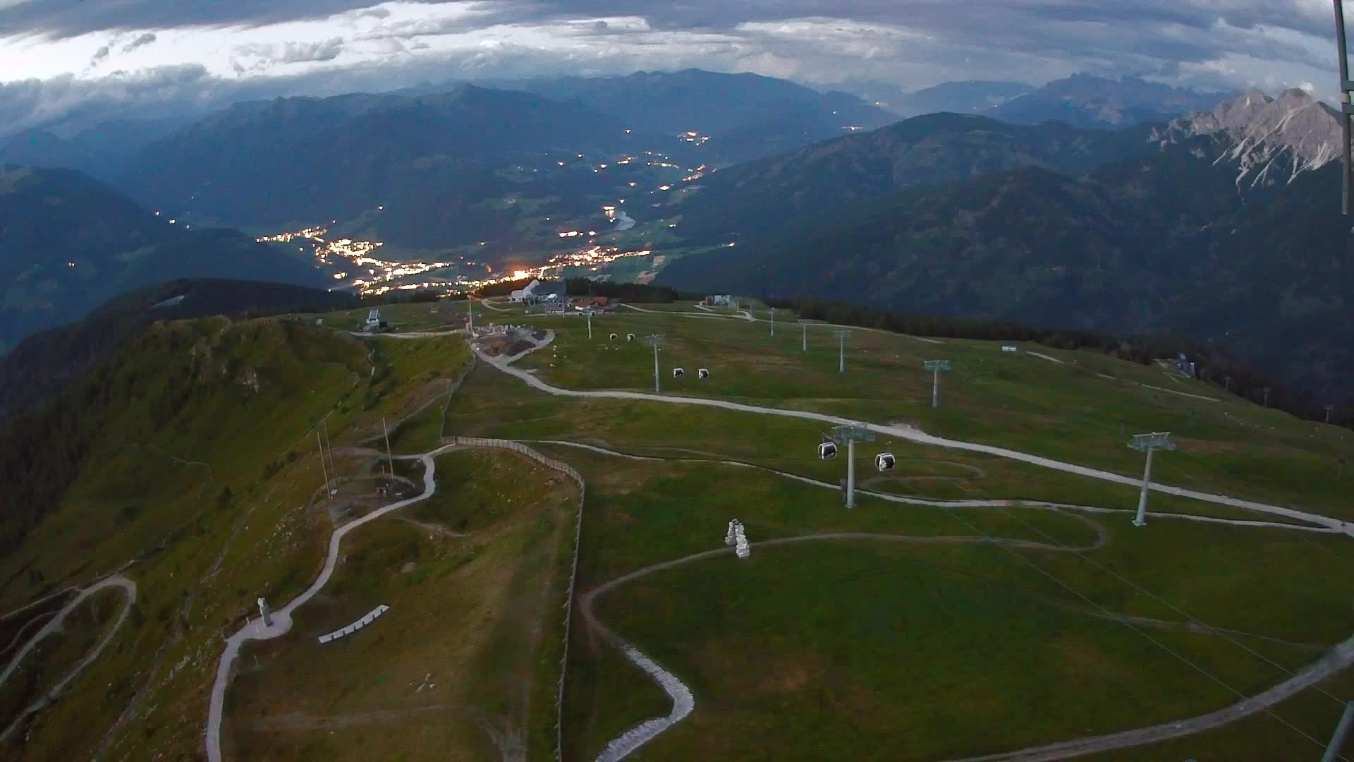 Sommet du Kronplatz | vue sur Valdaora – Olang