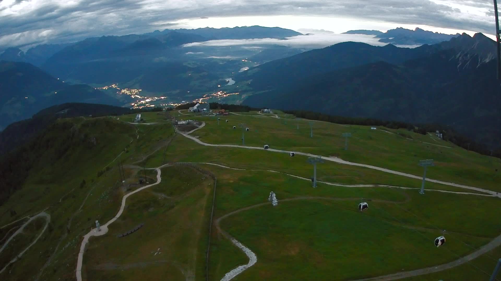 Kronplatz peak | view to Valdaora – Olang