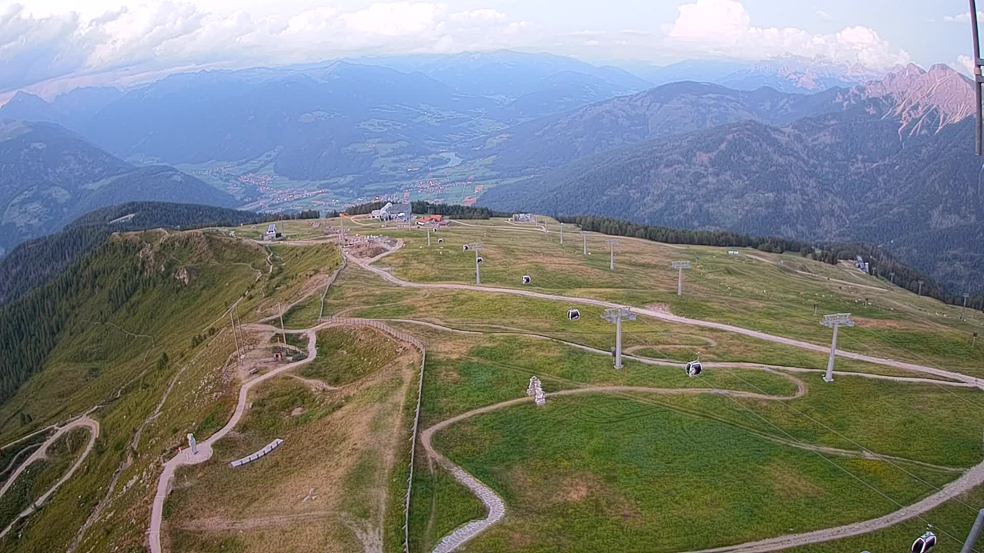 Kronplatz peak | view to Valdaora – Olang