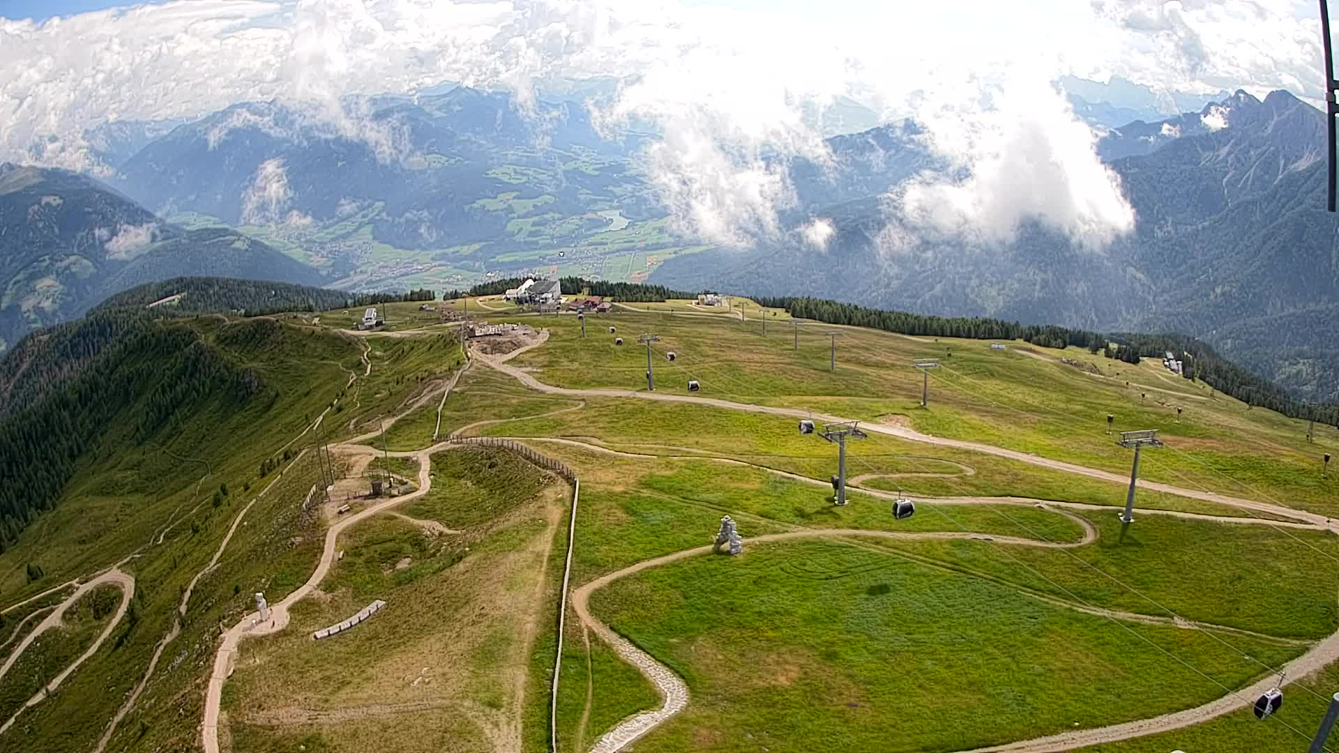 Kronplatz peak | view to Valdaora – Olang