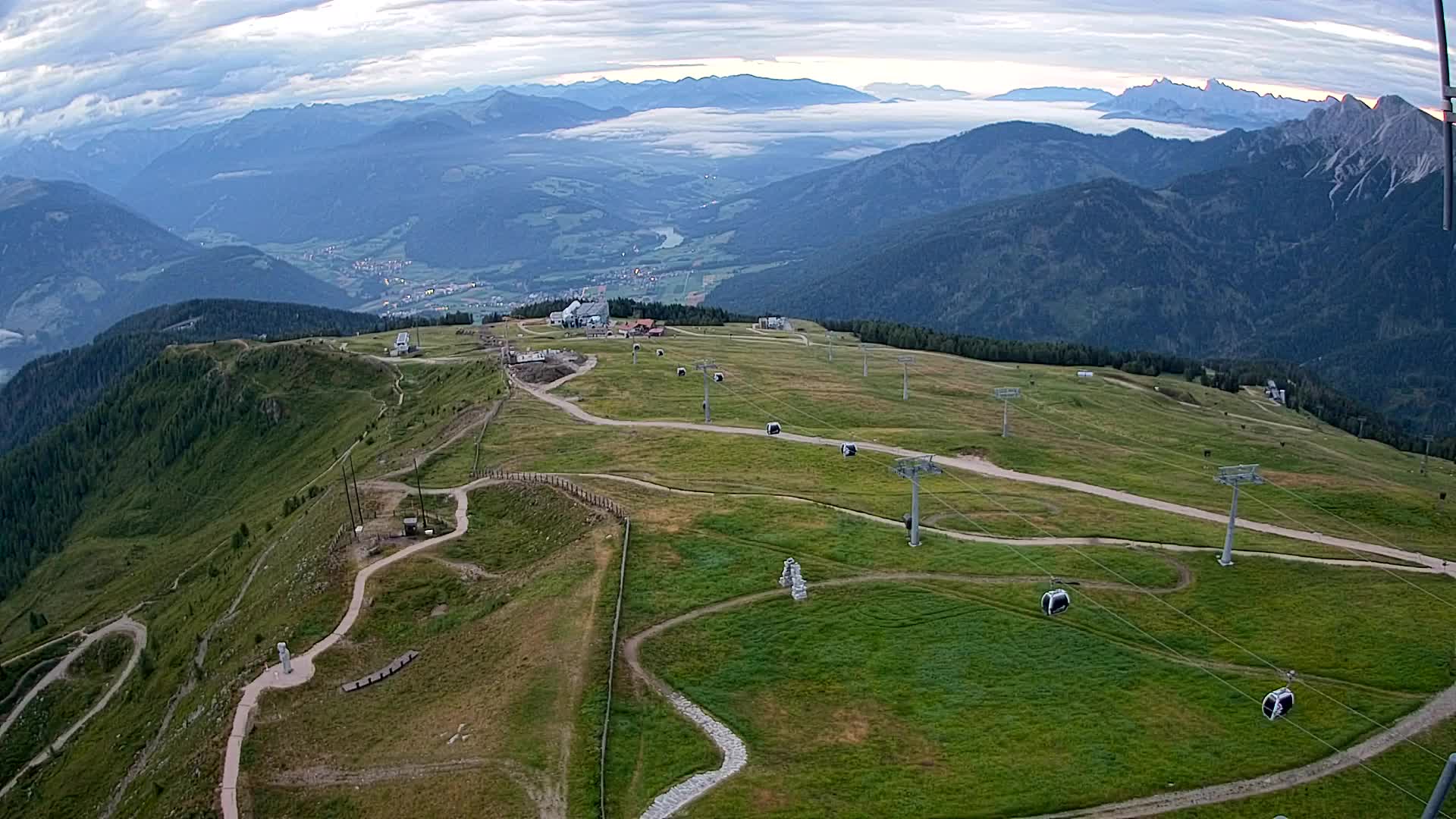 Kronplatz peak | view to Valdaora – Olang