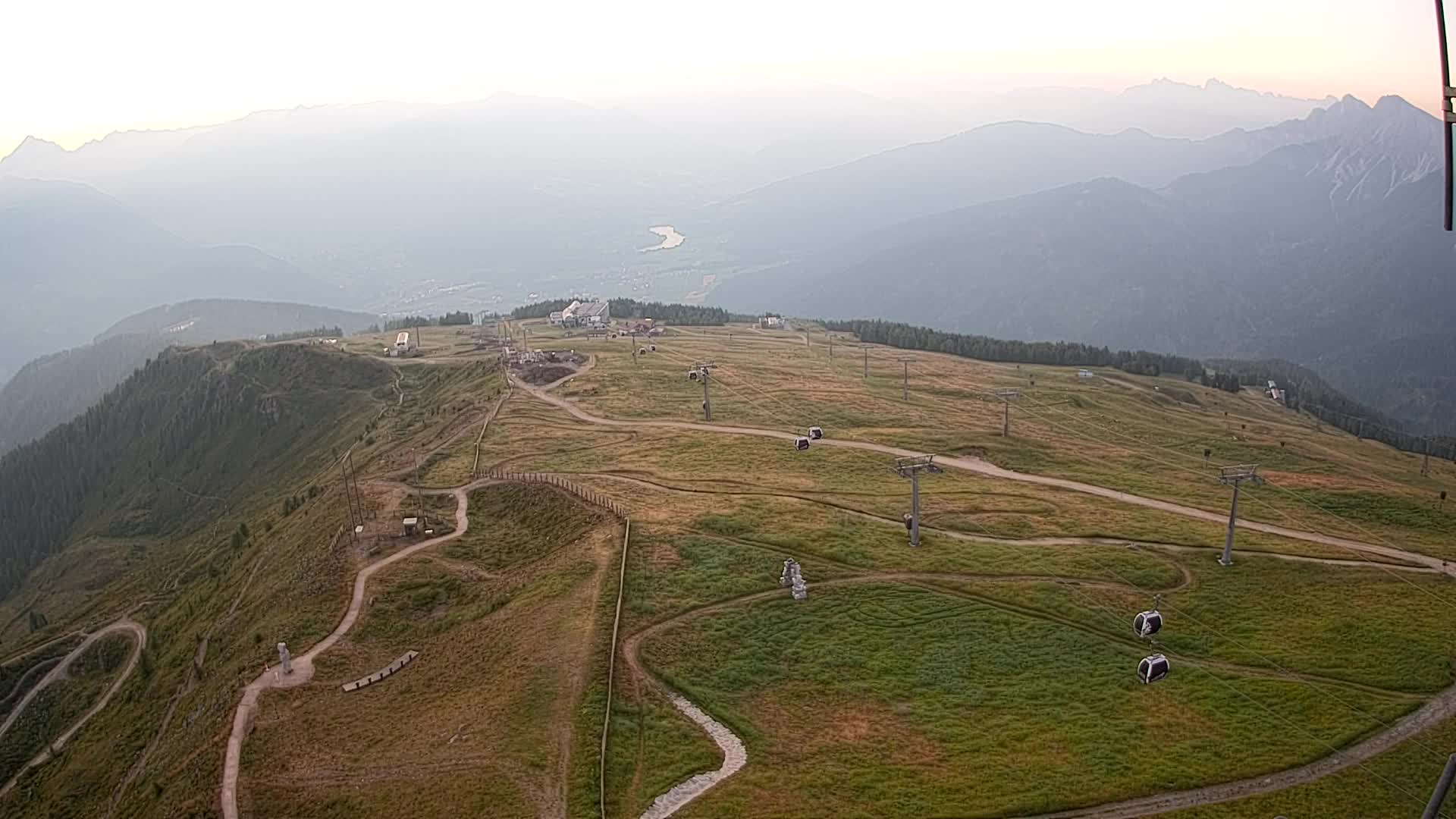 Kronplatz peak | view to Valdaora – Olang