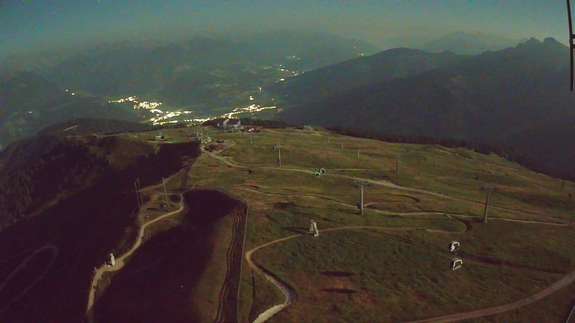Kronplatz peak | view to Valdaora – Olang