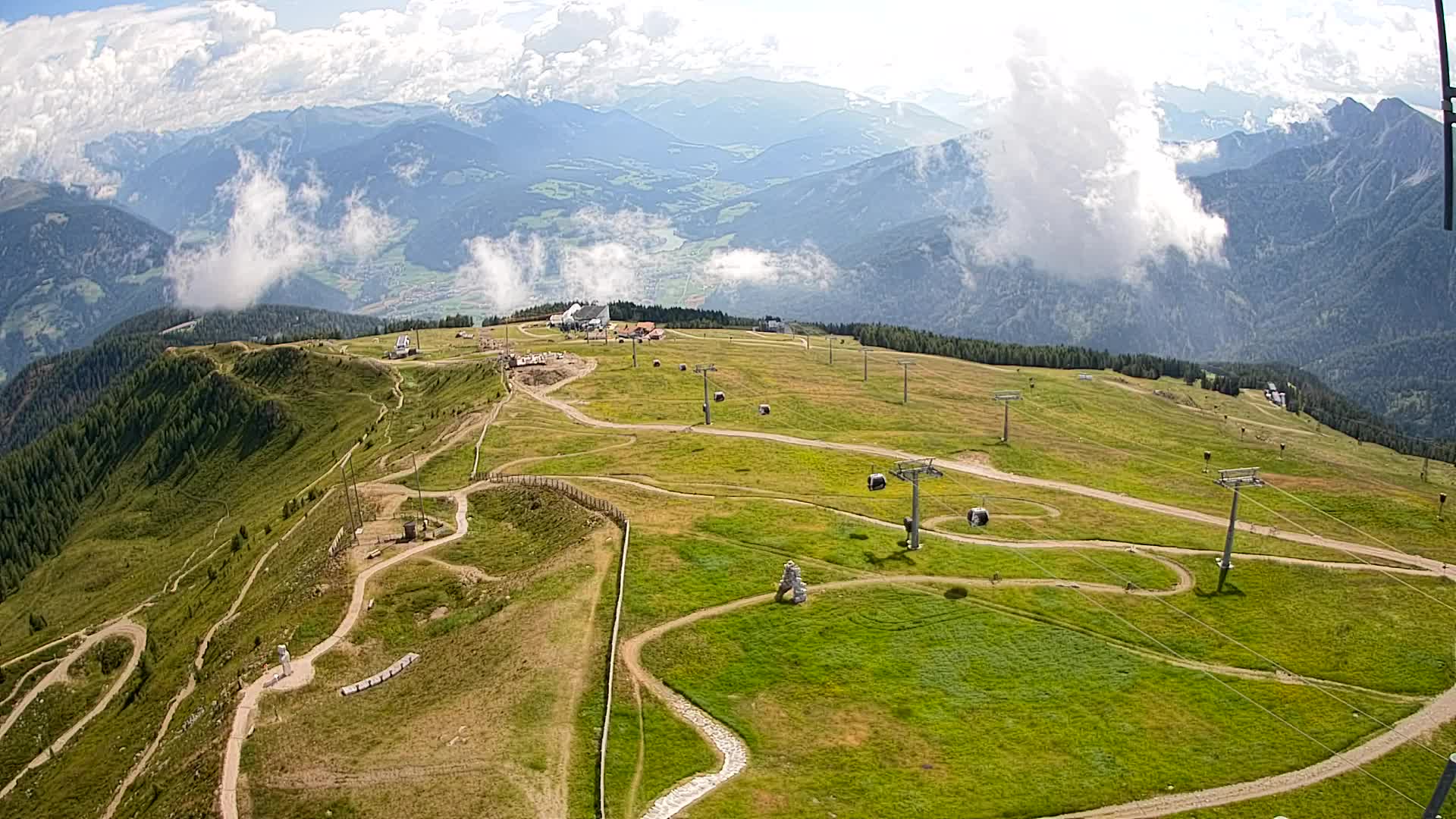 Kronplatz peak | view to Valdaora – Olang
