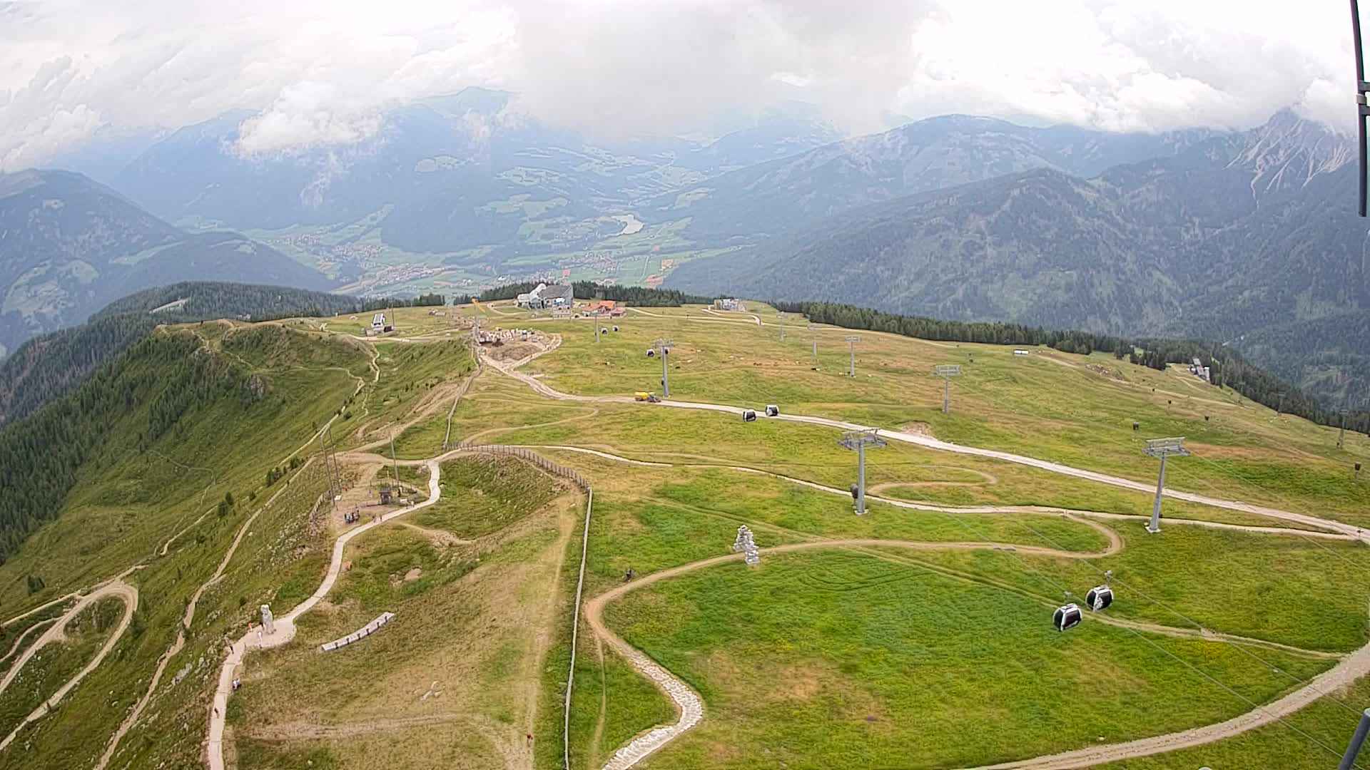 Kronplatz peak | view to Valdaora – Olang