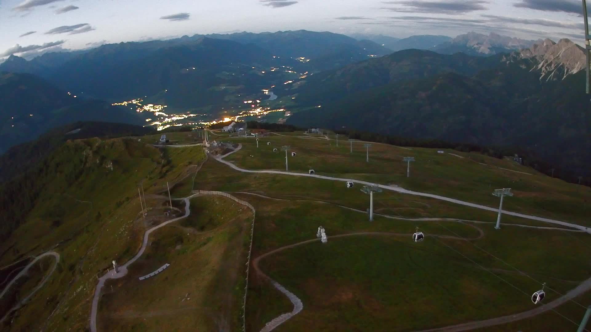 Kronplatz peak | view to Valdaora – Olang