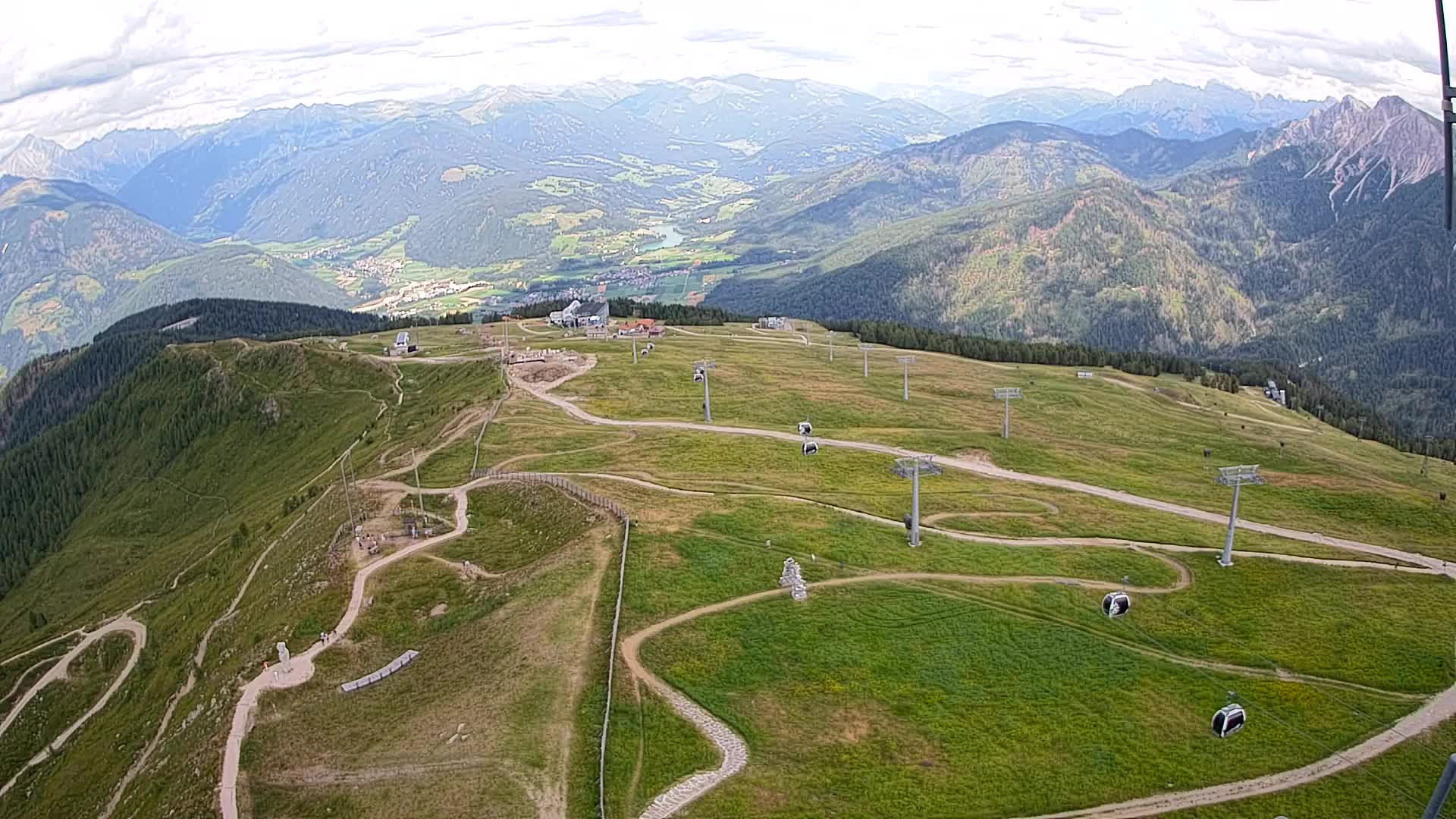 Kronplatz peak | view to Valdaora – Olang