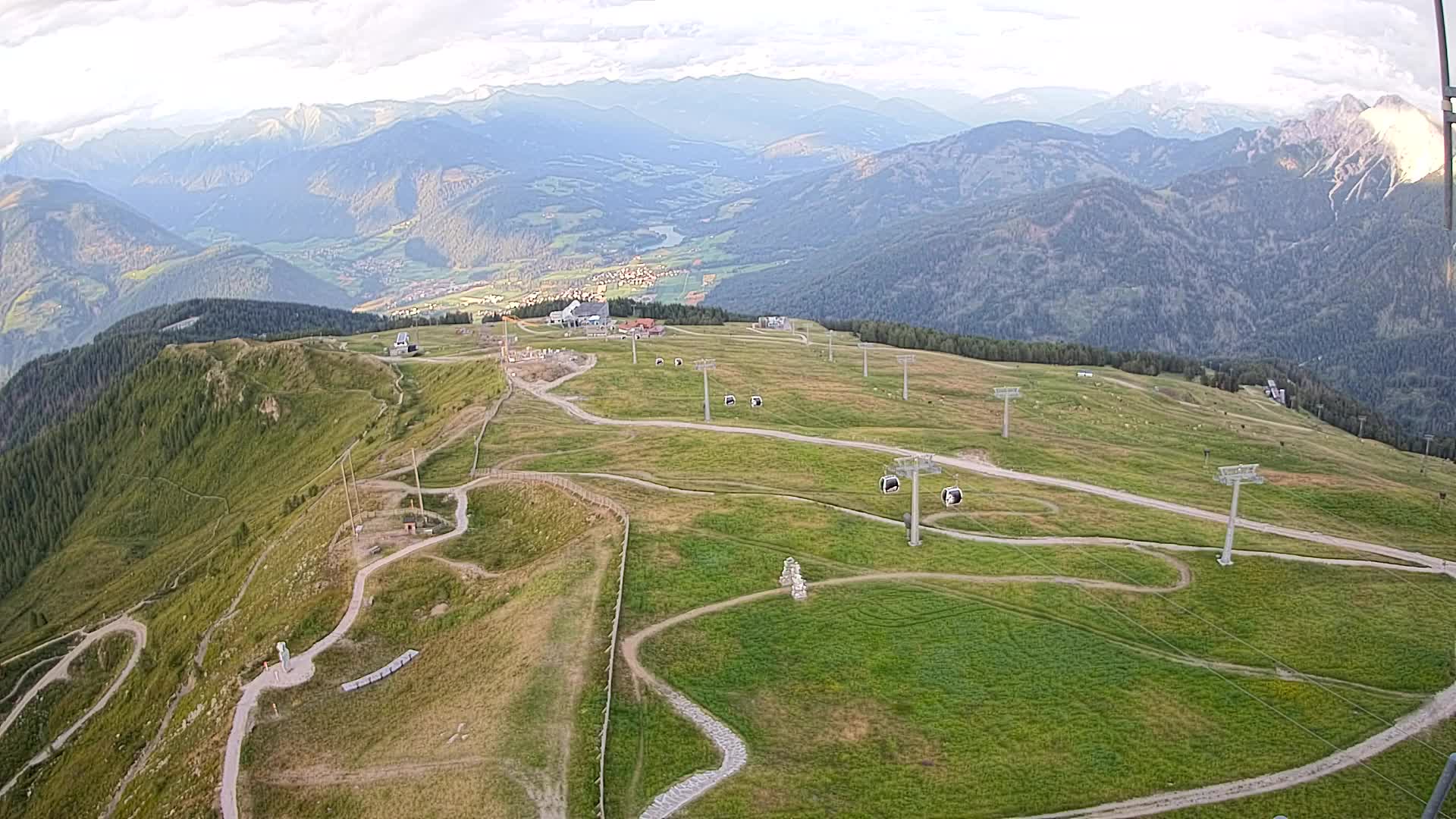 Kronplatz peak | view to Valdaora – Olang