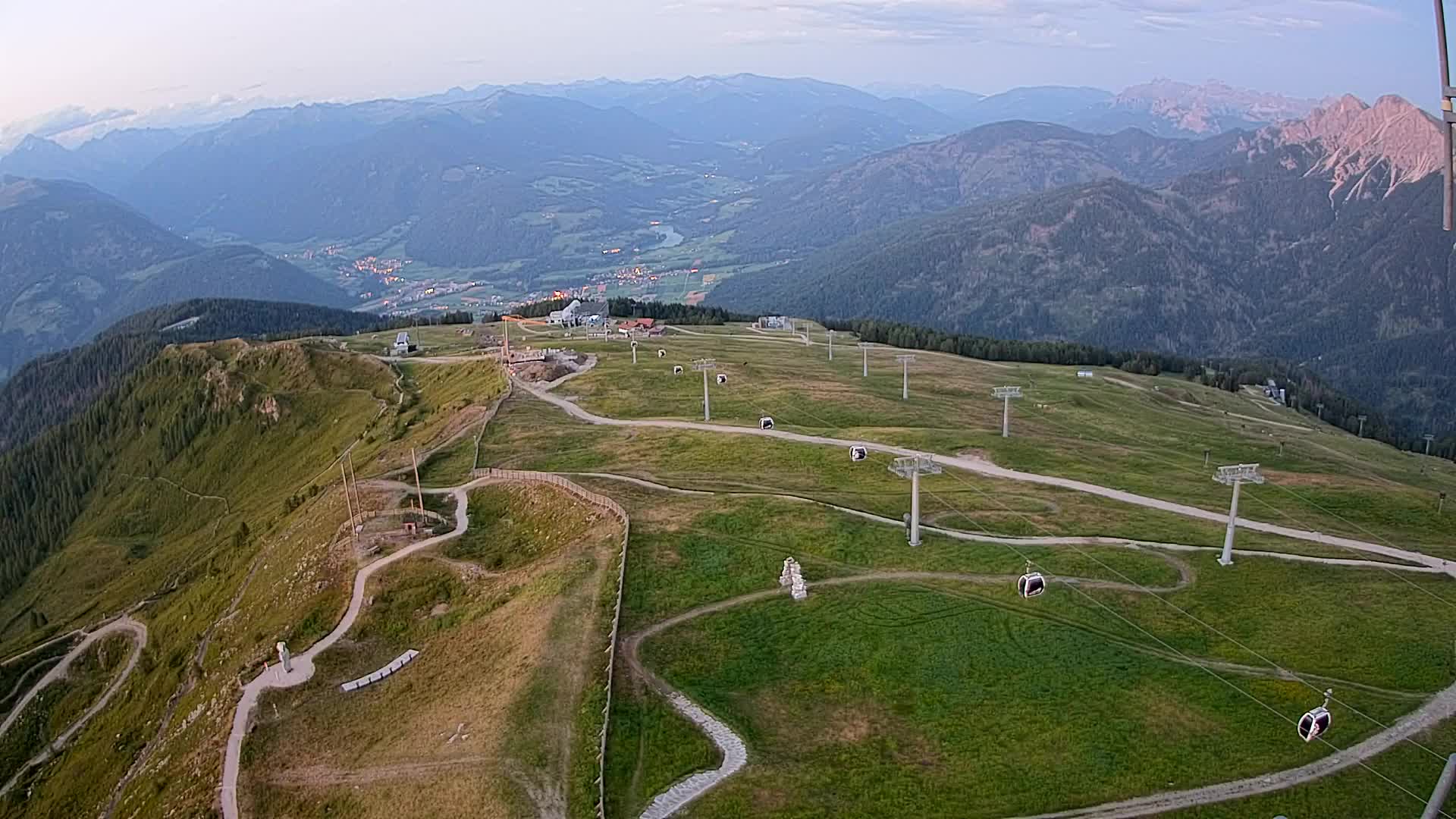 Kronplatz-Gipfel | Blick nach Olang – Valdaora