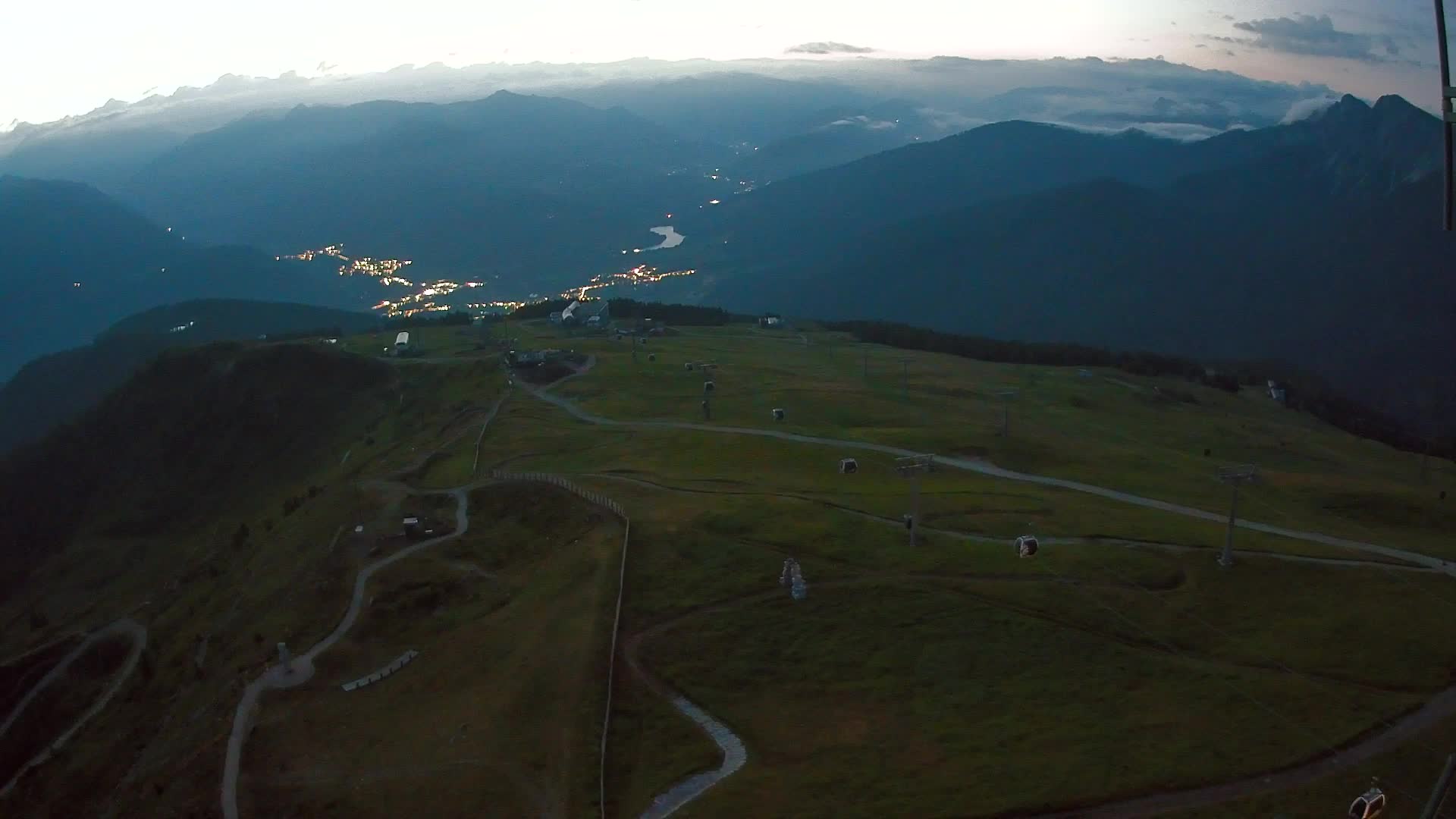 Kronplatz peak | view to Valdaora – Olang