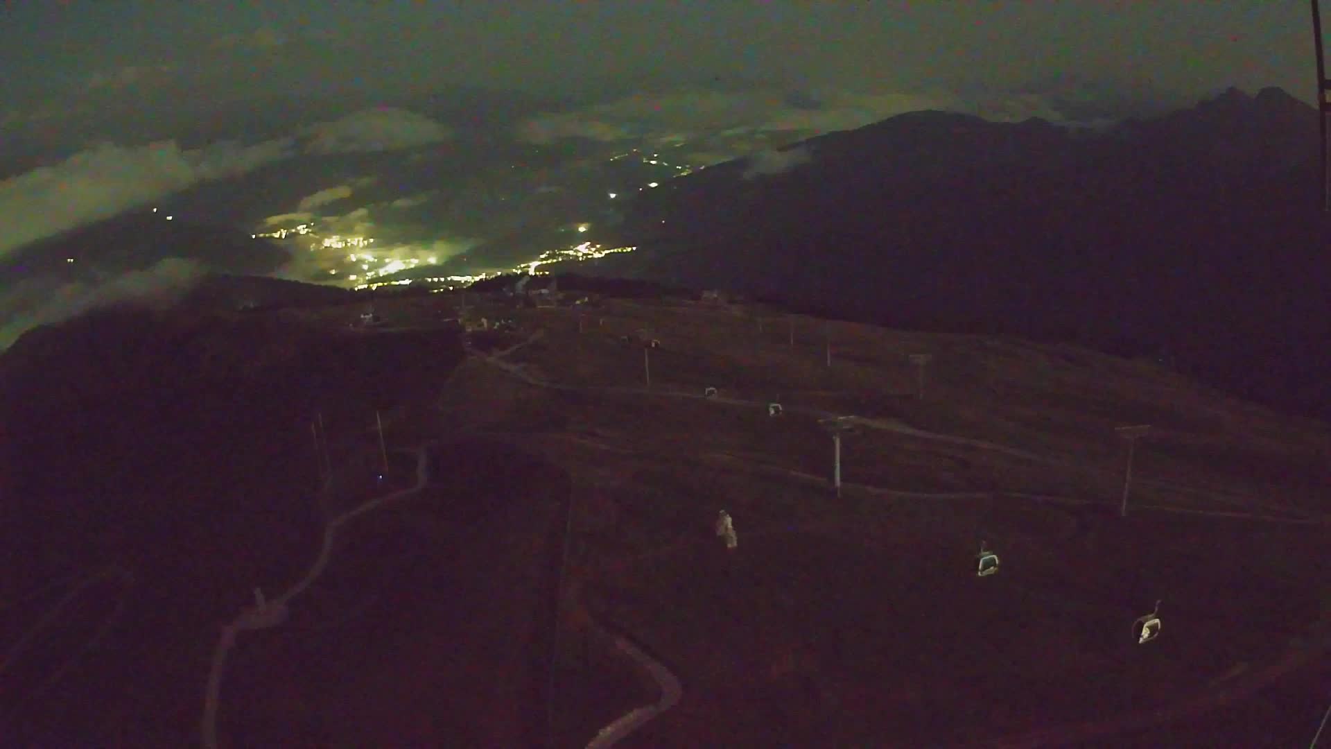 Kronplatz peak | view to Valdaora – Olang