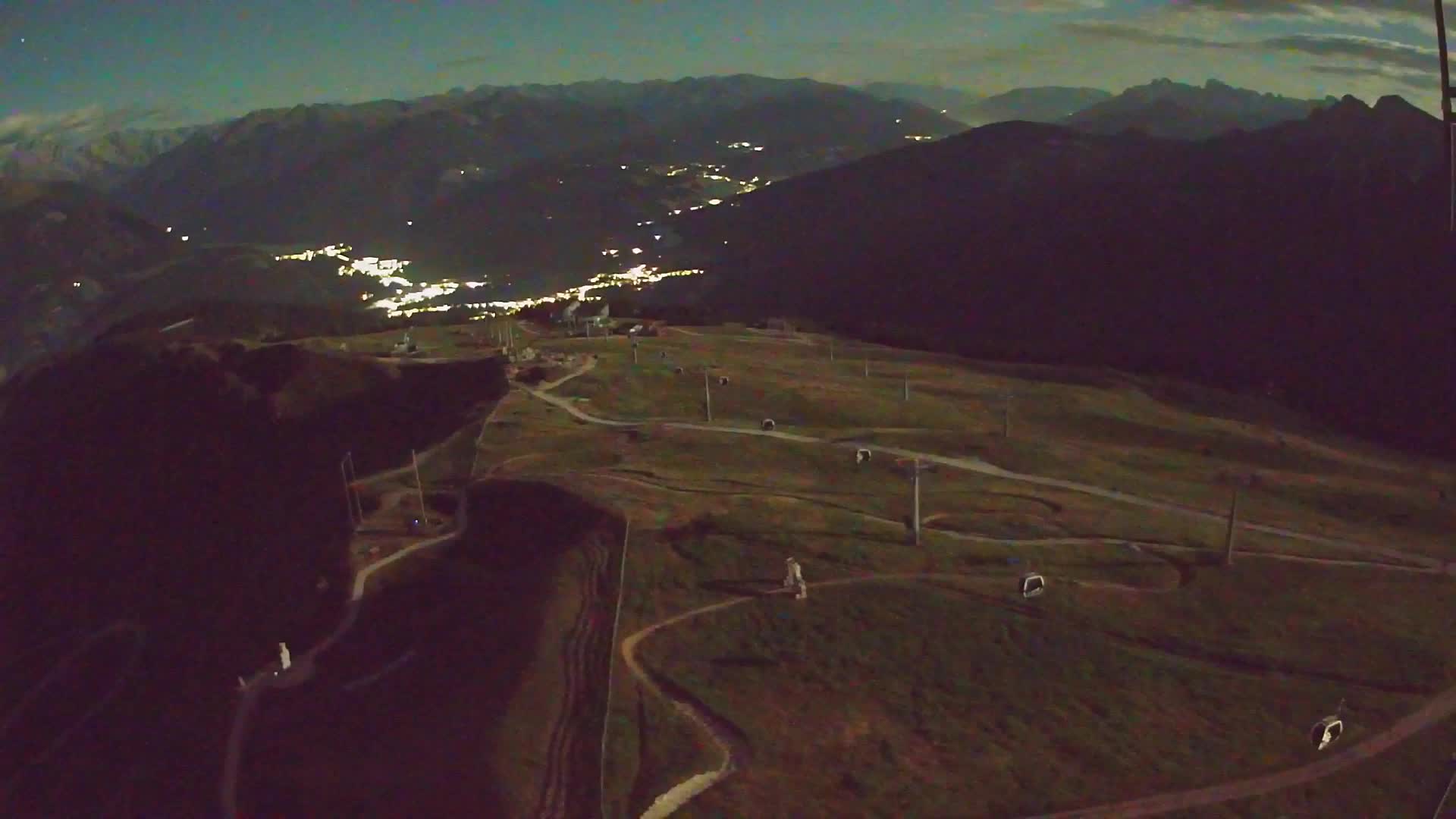 Kronplatz peak | view to Valdaora – Olang