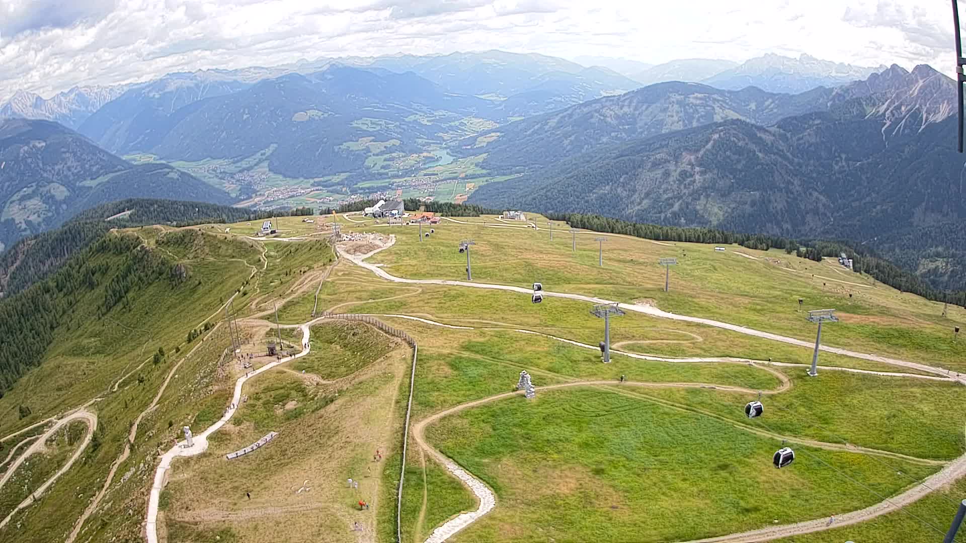 Kronplatz peak | view to Valdaora – Olang