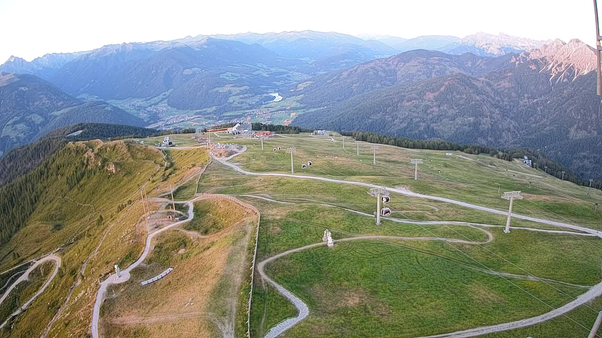 Kronplatz peak | view to Valdaora – Olang