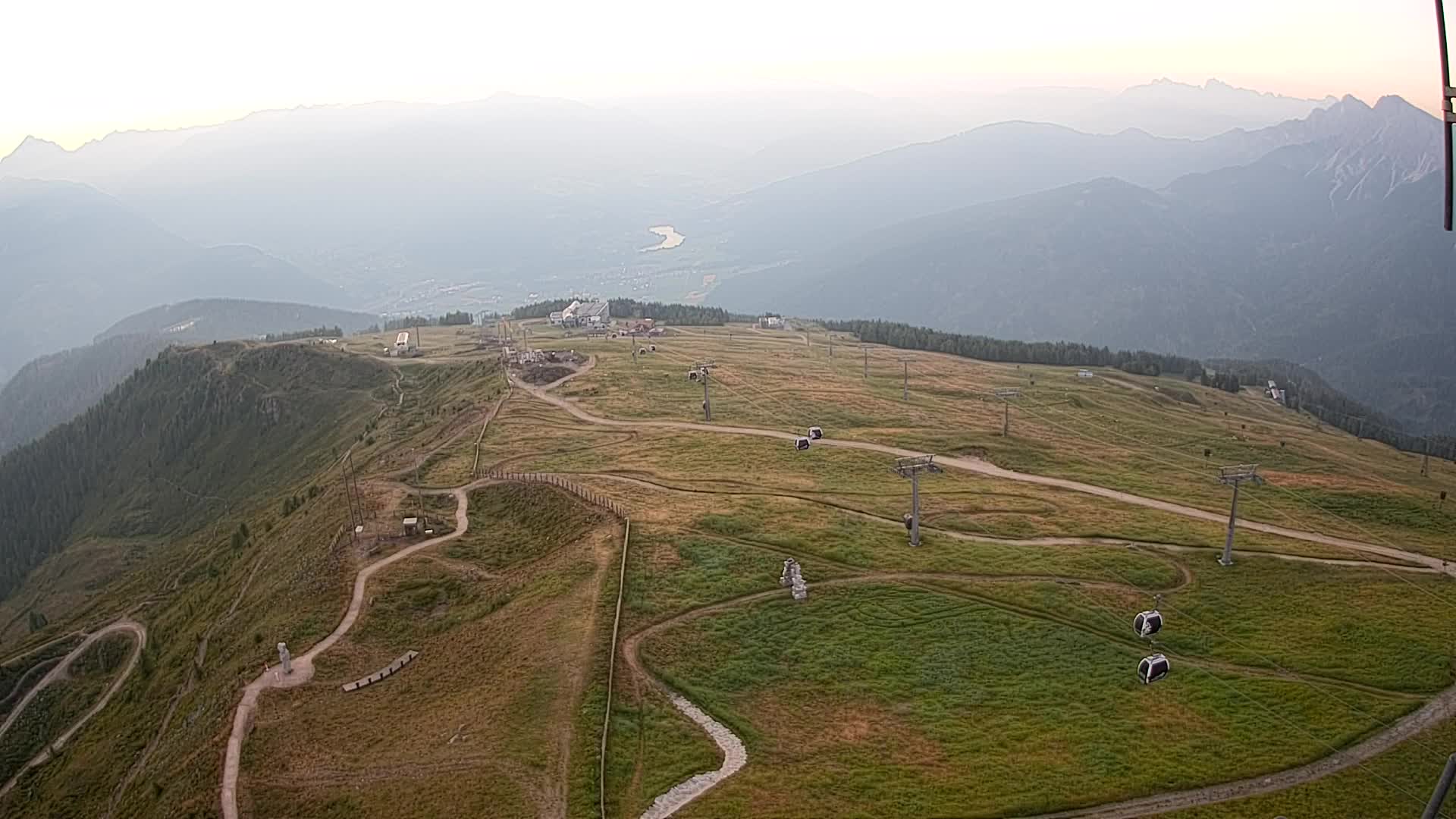 Kronplatz peak | view to Valdaora – Olang