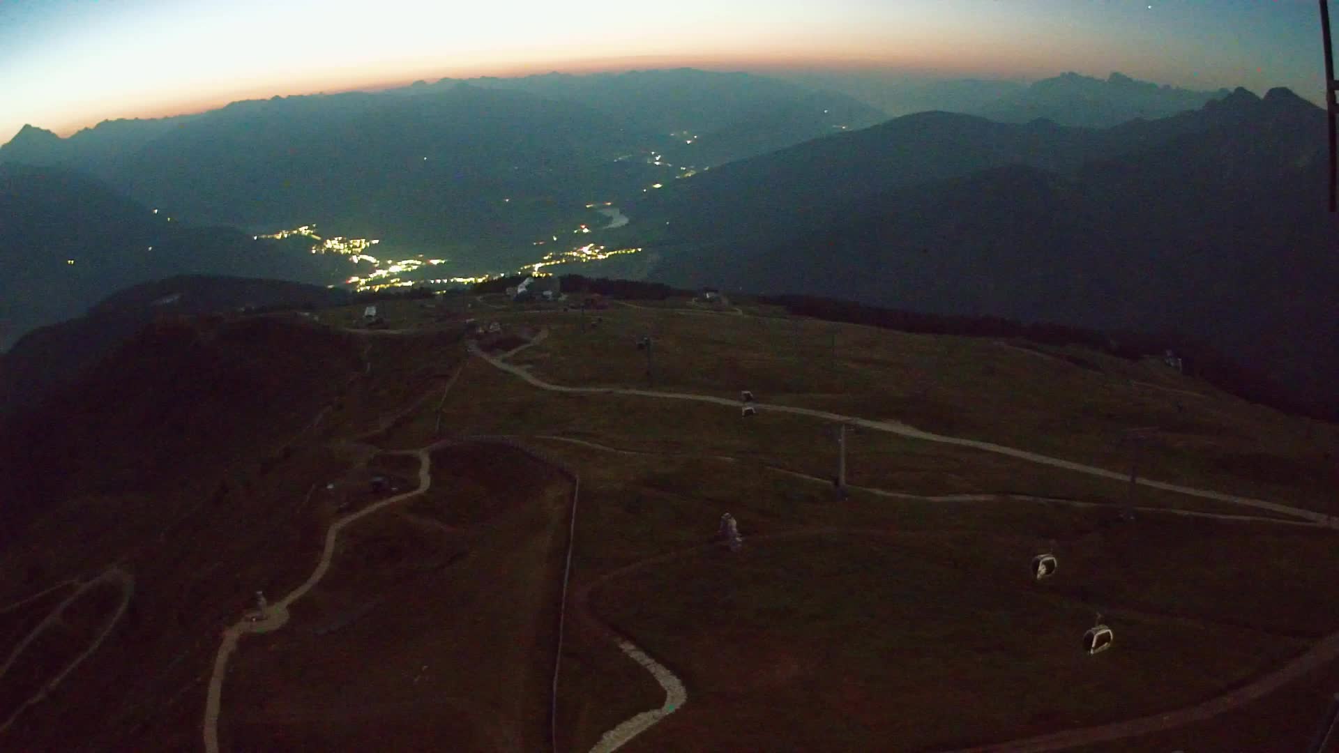Kronplatz peak | view to Valdaora – Olang