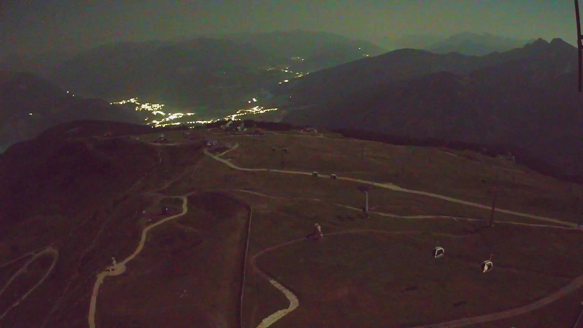 Kronplatz peak | view to Valdaora – Olang