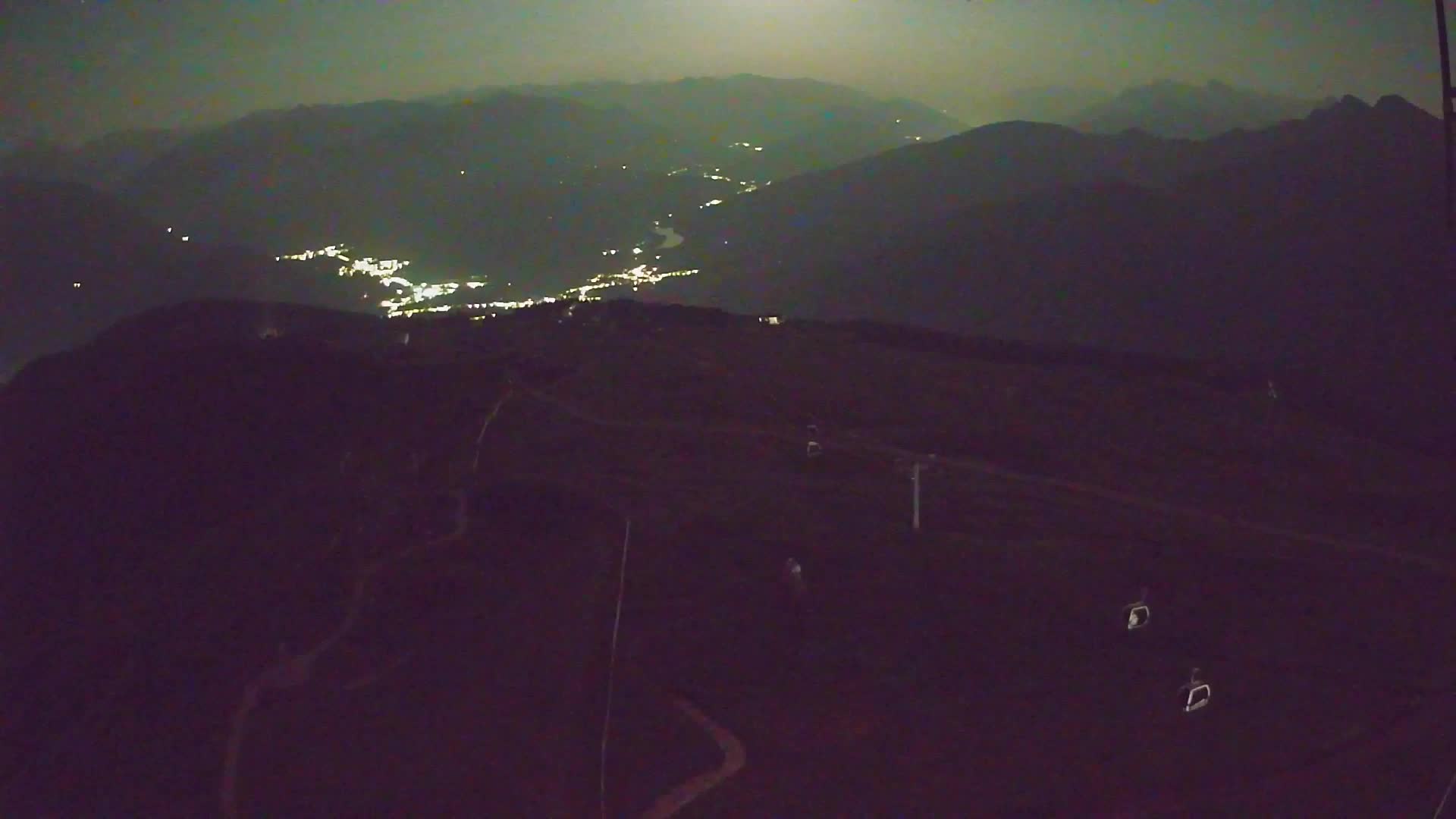 Kronplatz peak | view to Valdaora – Olang