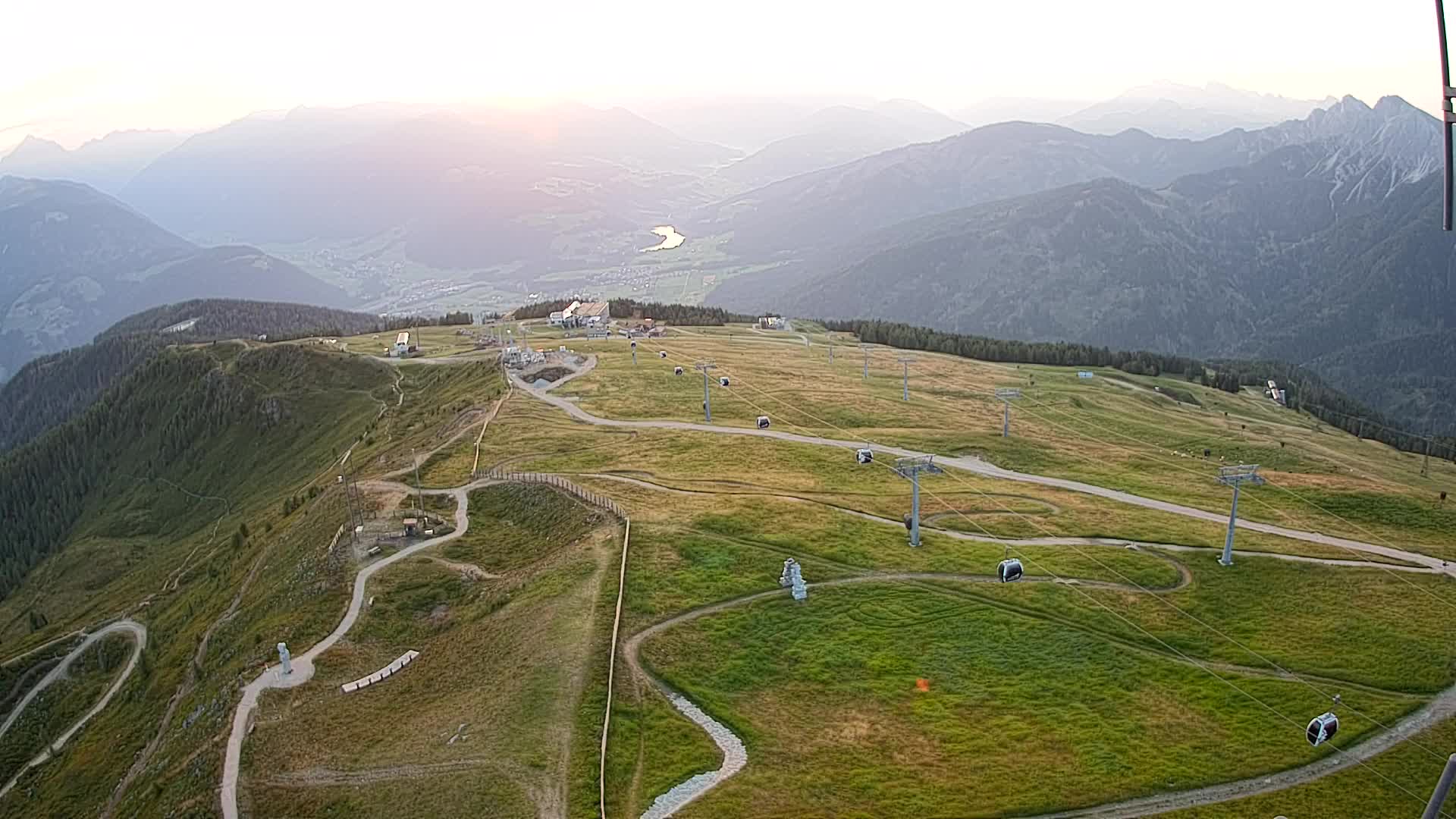 Kronplatz peak | view to Valdaora – Olang