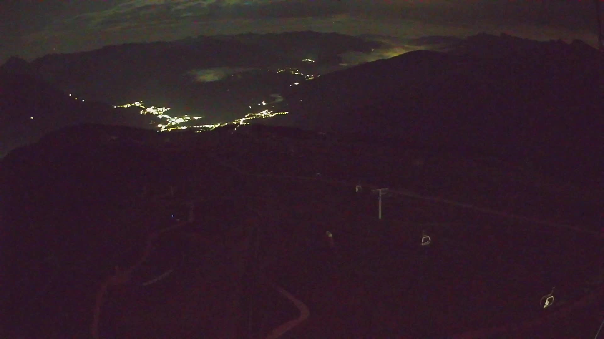 Kronplatz peak | view to Valdaora – Olang