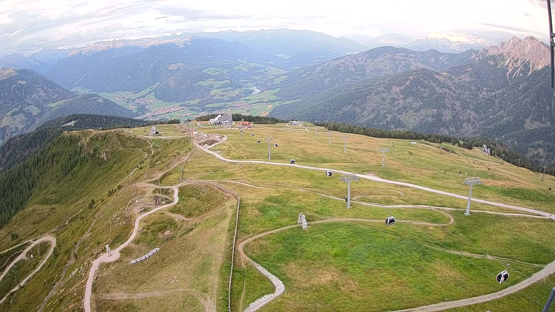 Kronplatz peak | view to Valdaora – Olang