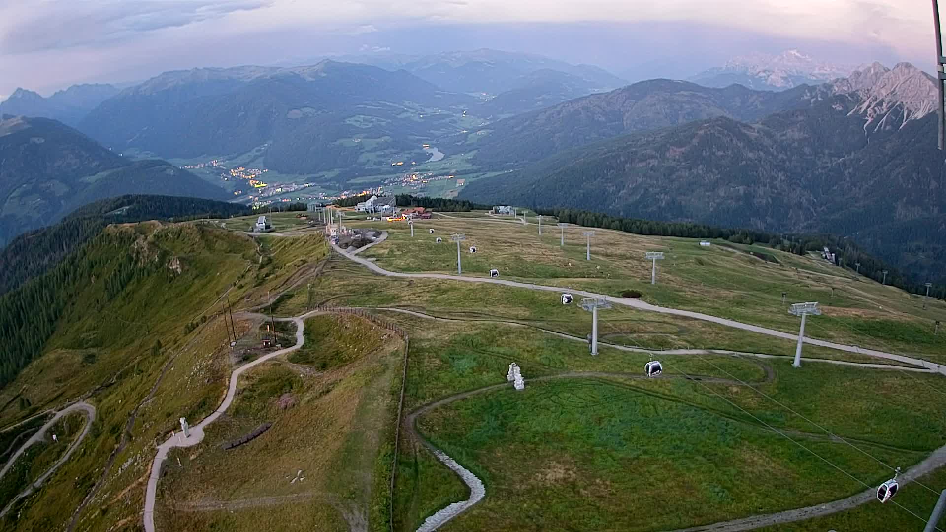 Kronplatz peak | view to Valdaora – Olang