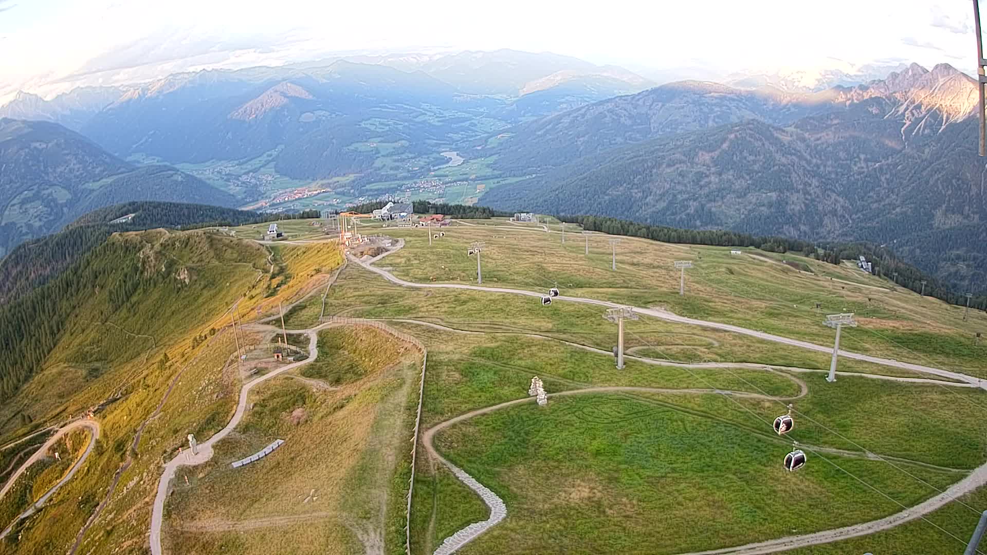 Kronplatz peak | view to Valdaora – Olang