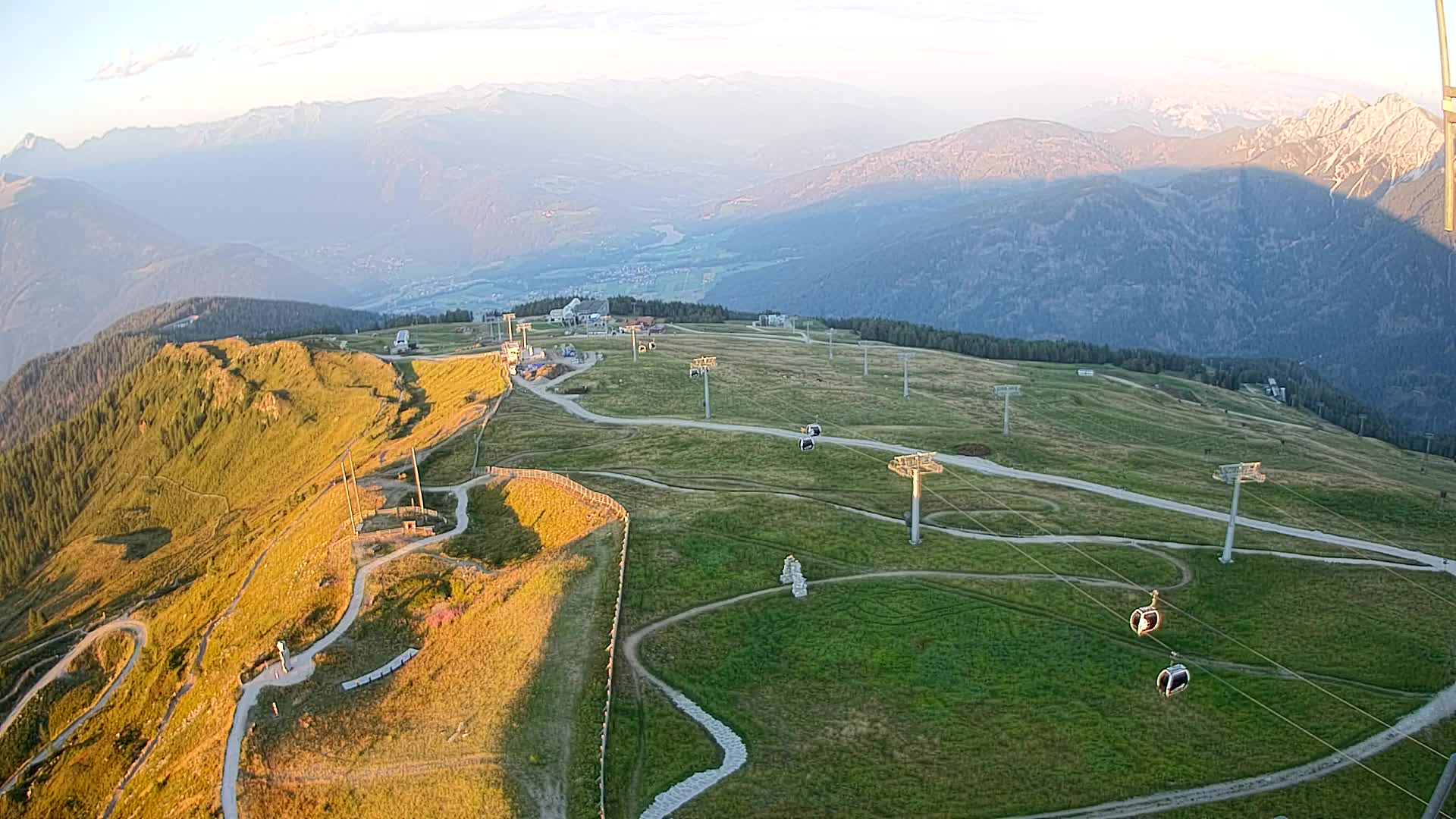 Kronplatz peak | view to Valdaora – Olang