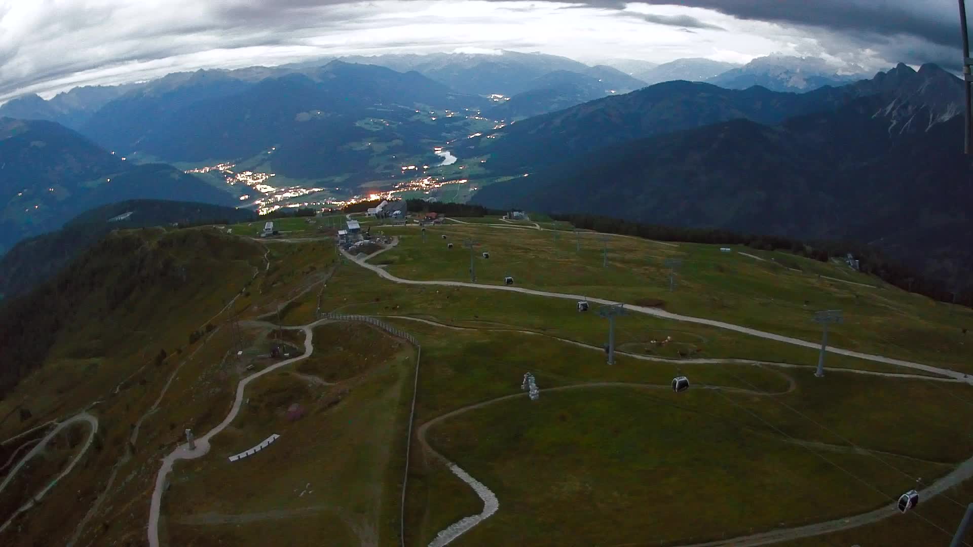 Kronplatz peak | view to Valdaora – Olang