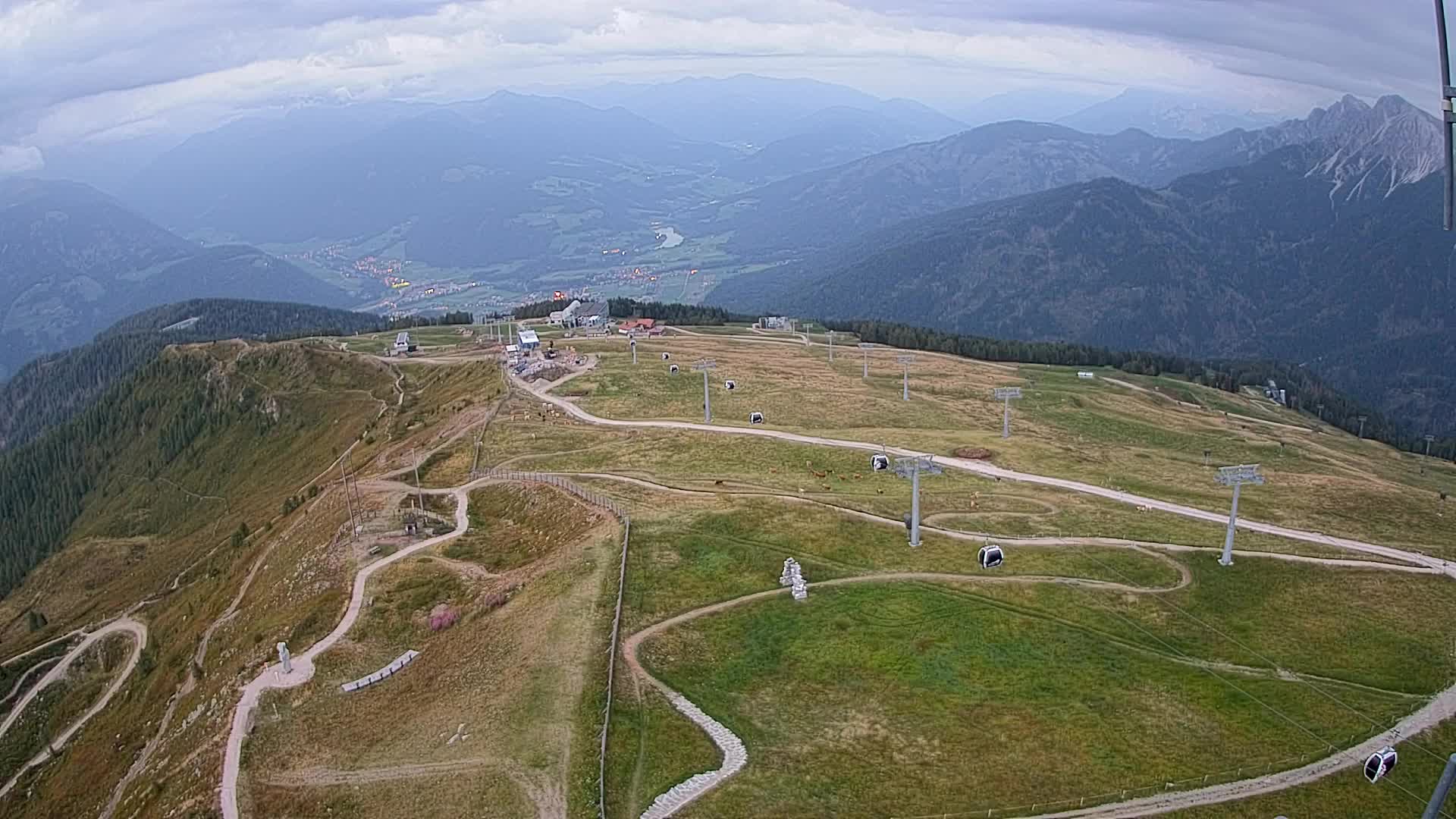 Kronplatz peak | view to Valdaora – Olang
