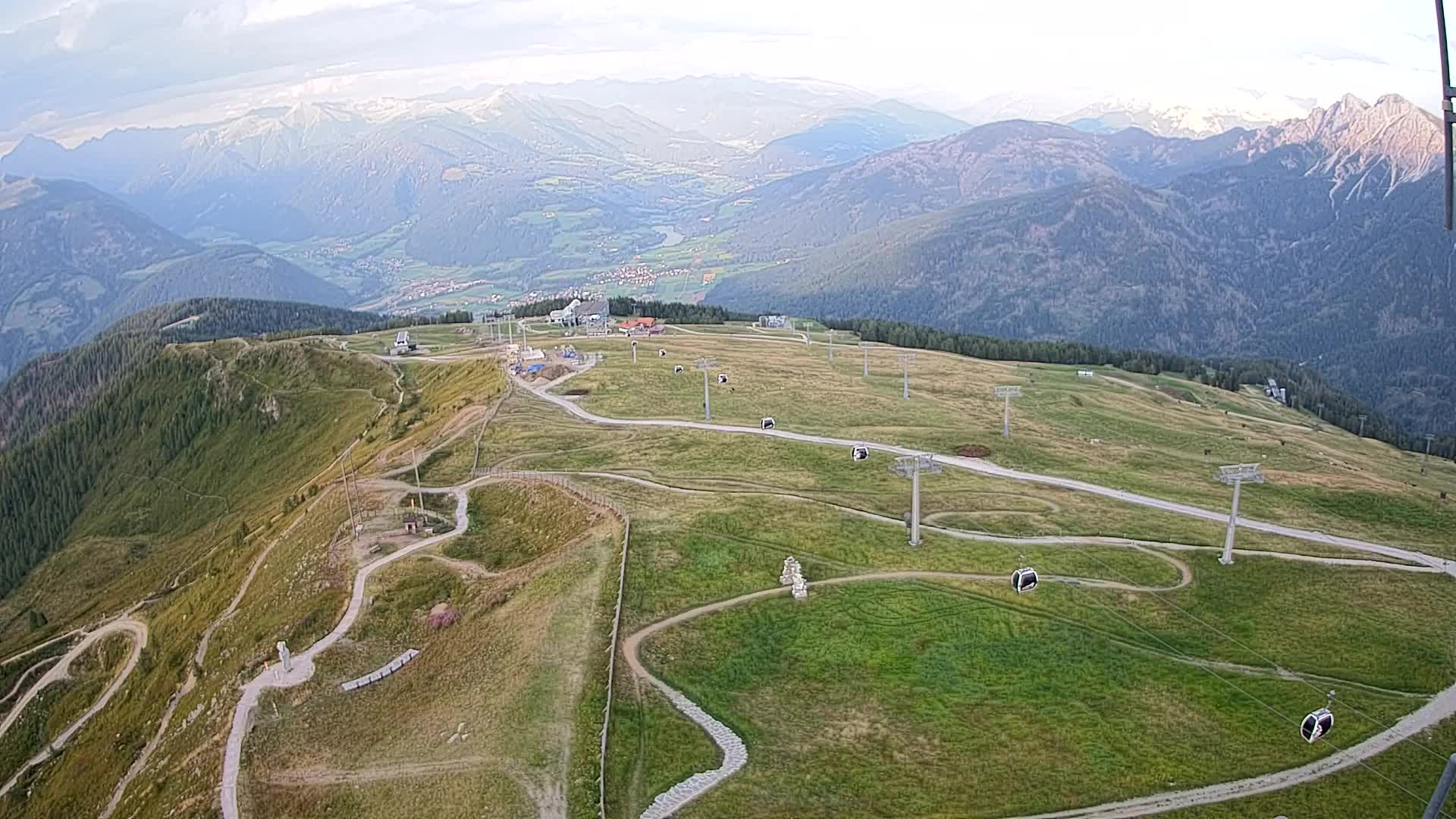 Kronplatz peak | view to Valdaora – Olang
