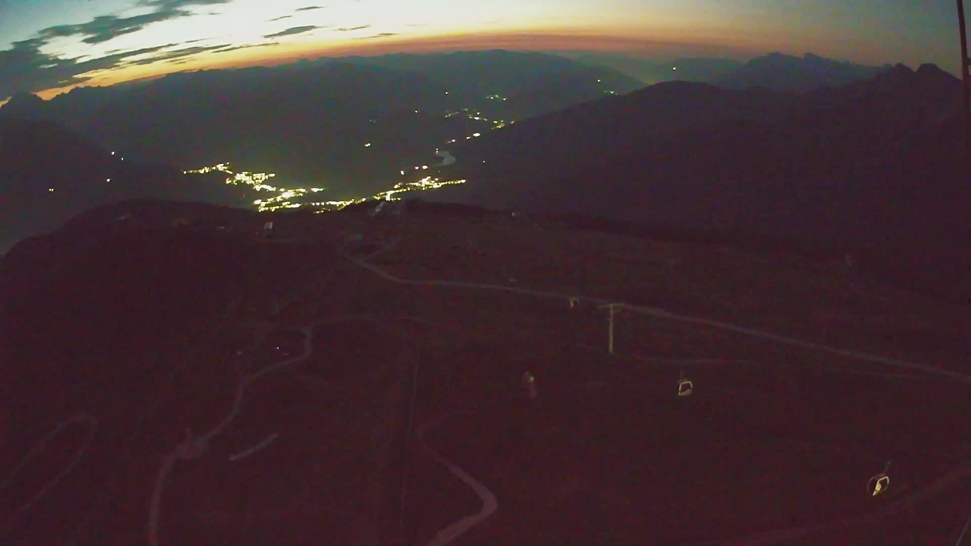 Kronplatz peak | view to Valdaora – Olang