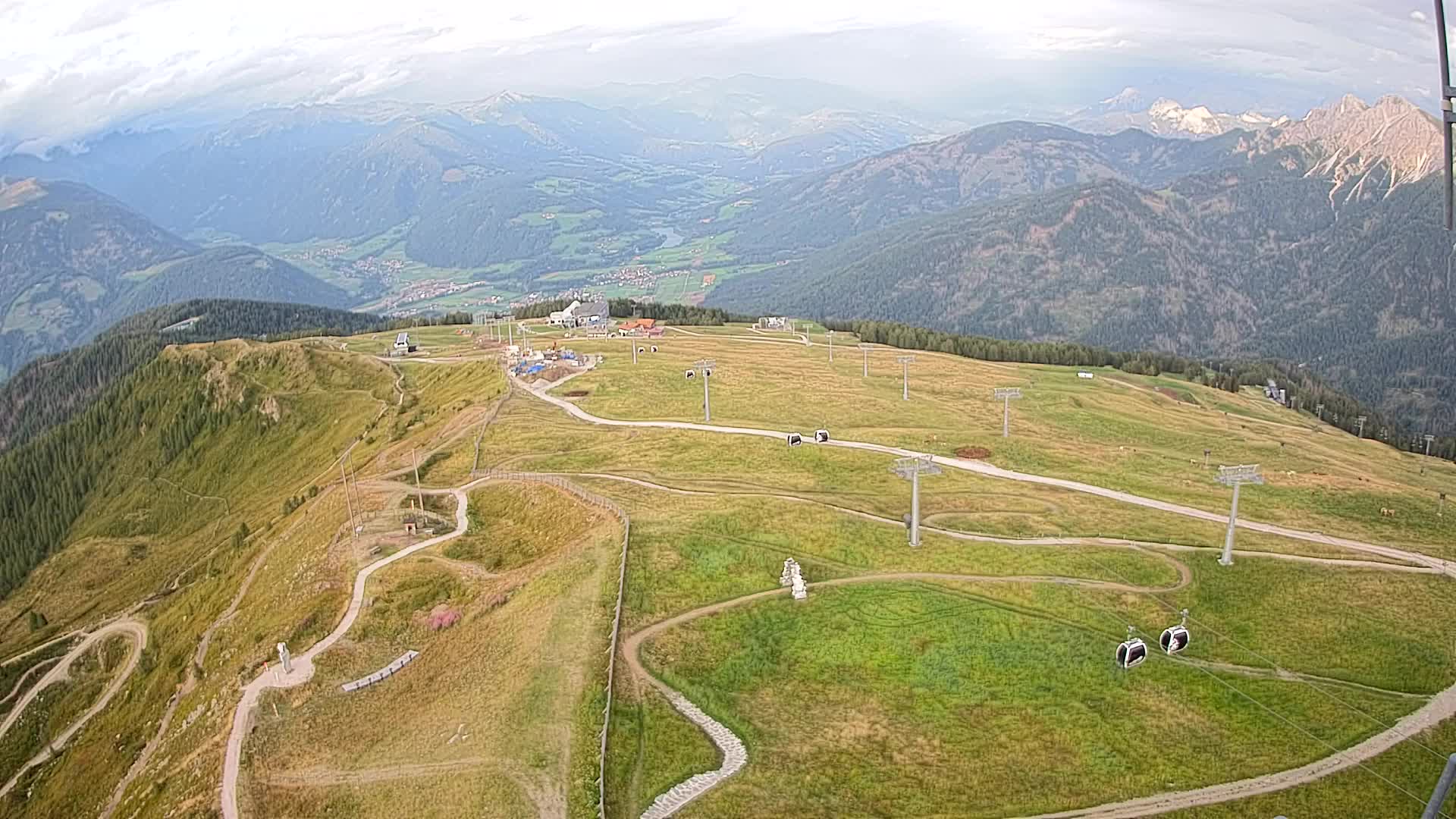 Kronplatz peak | view to Valdaora – Olang