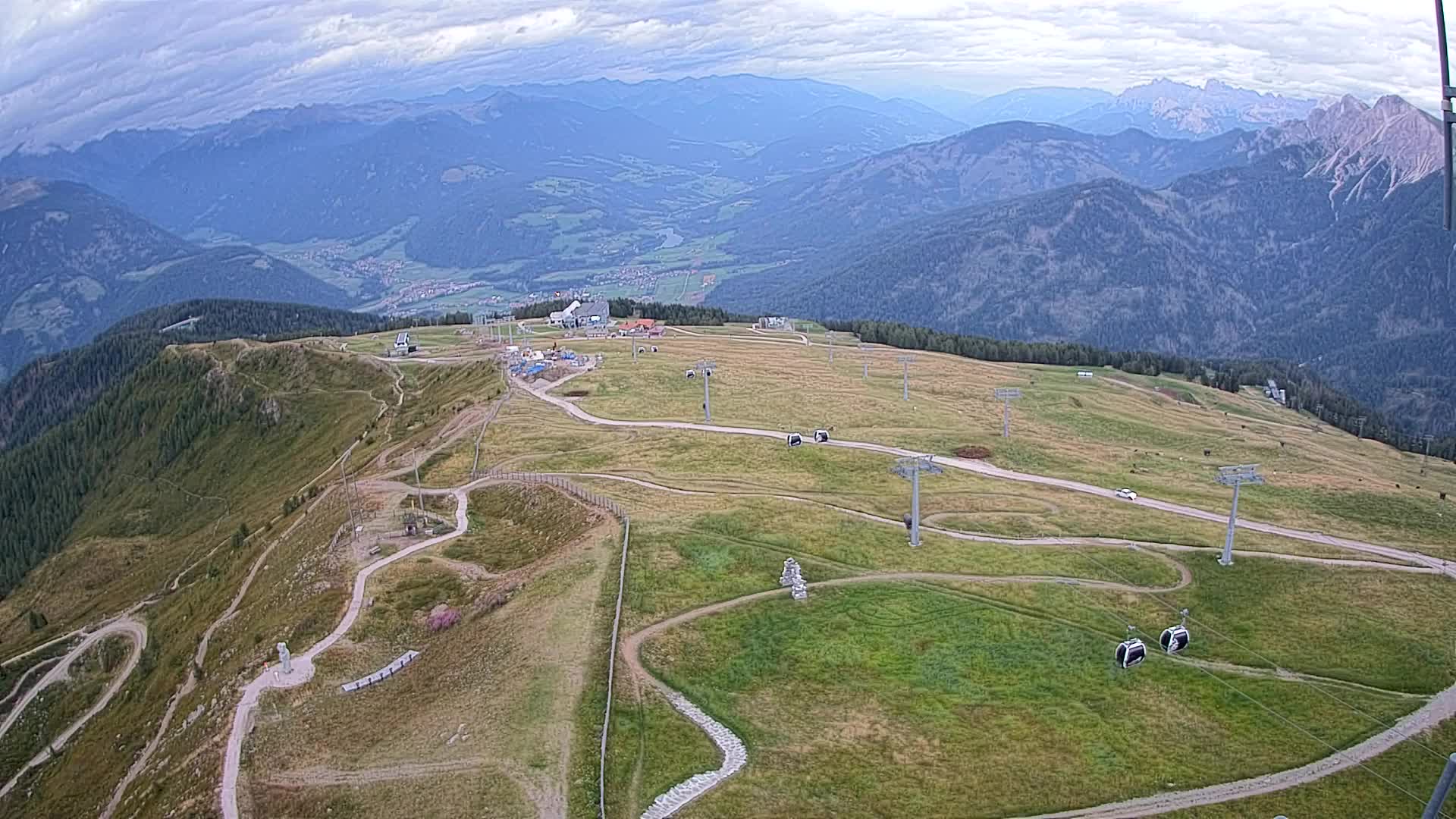 Kronplatz peak | view to Valdaora – Olang
