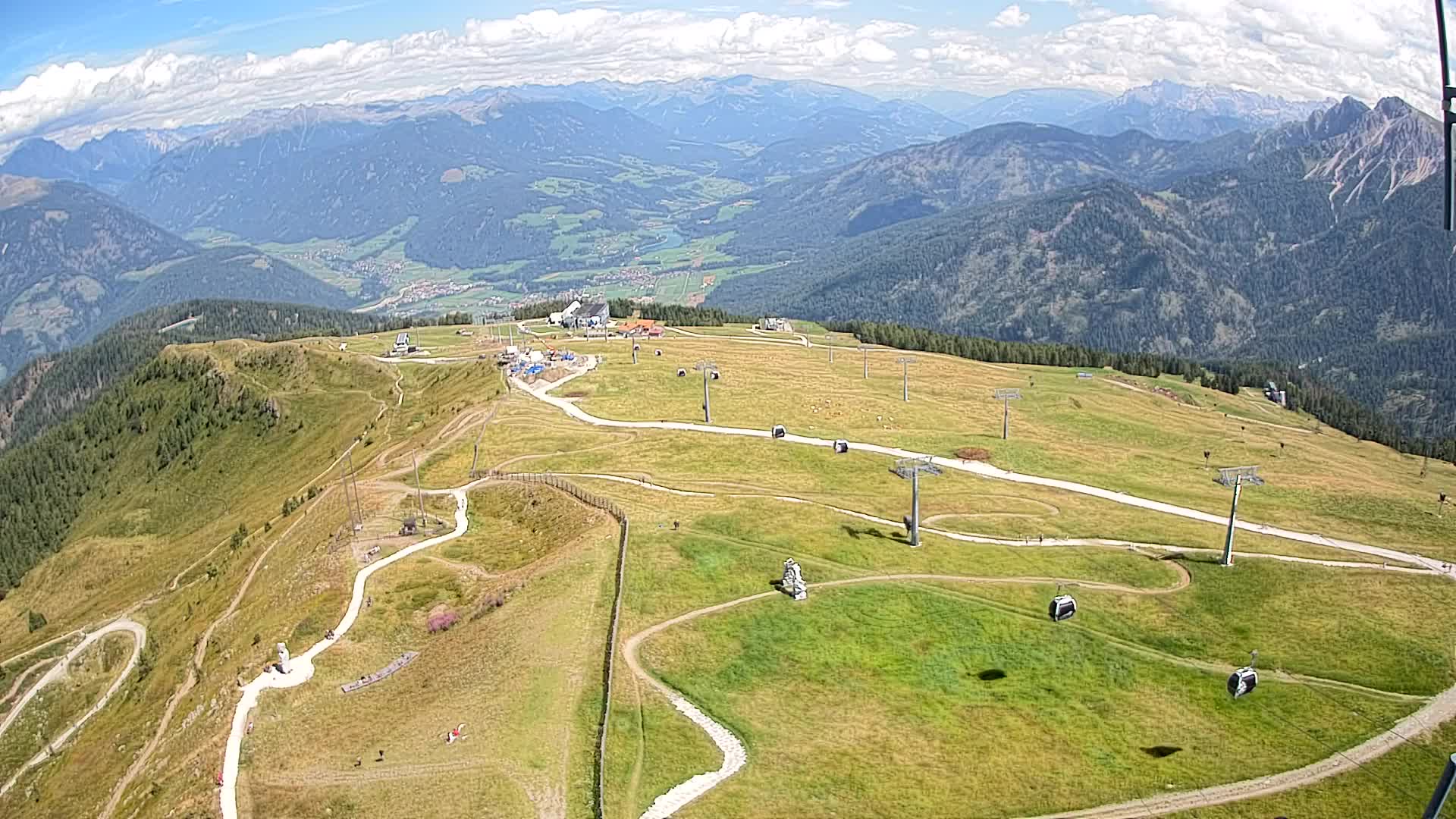 Kronplatz peak | view to Valdaora – Olang