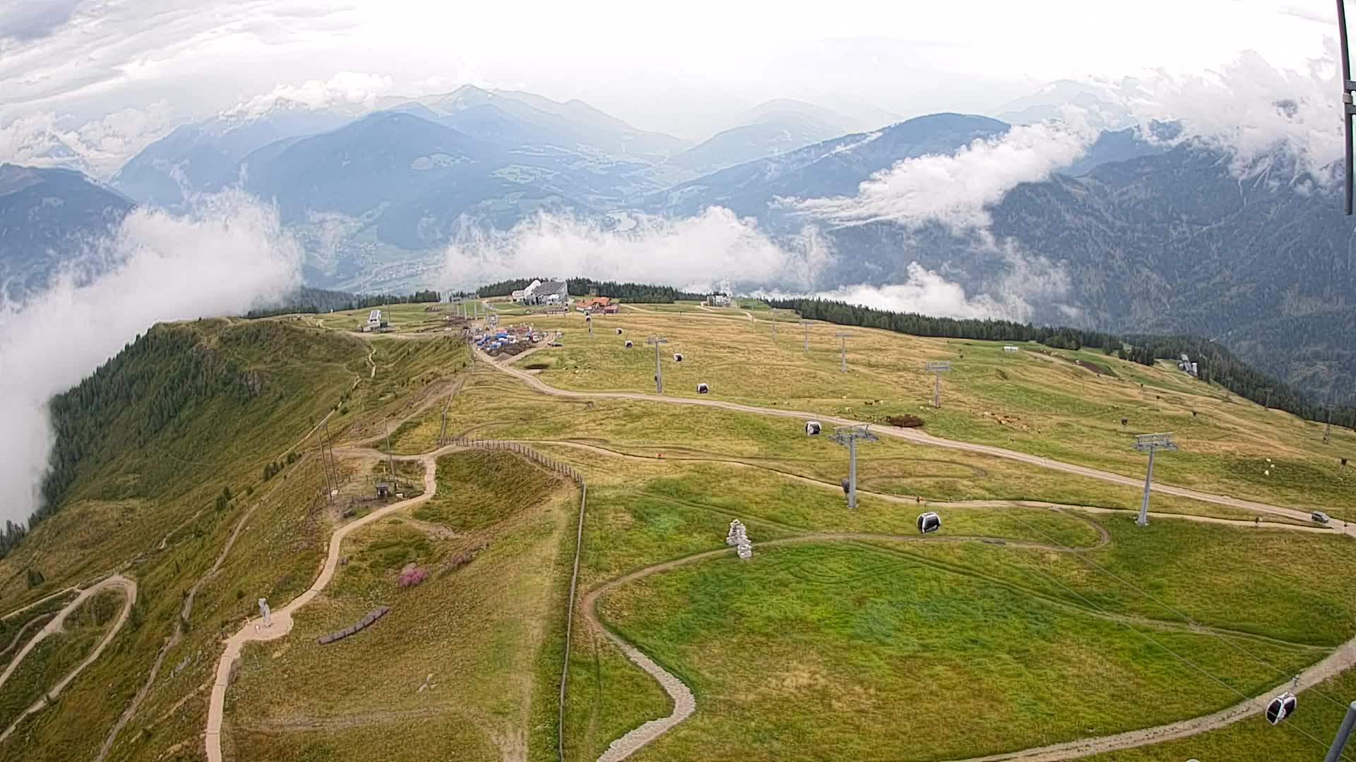 Kronplatz peak | view to Valdaora – Olang