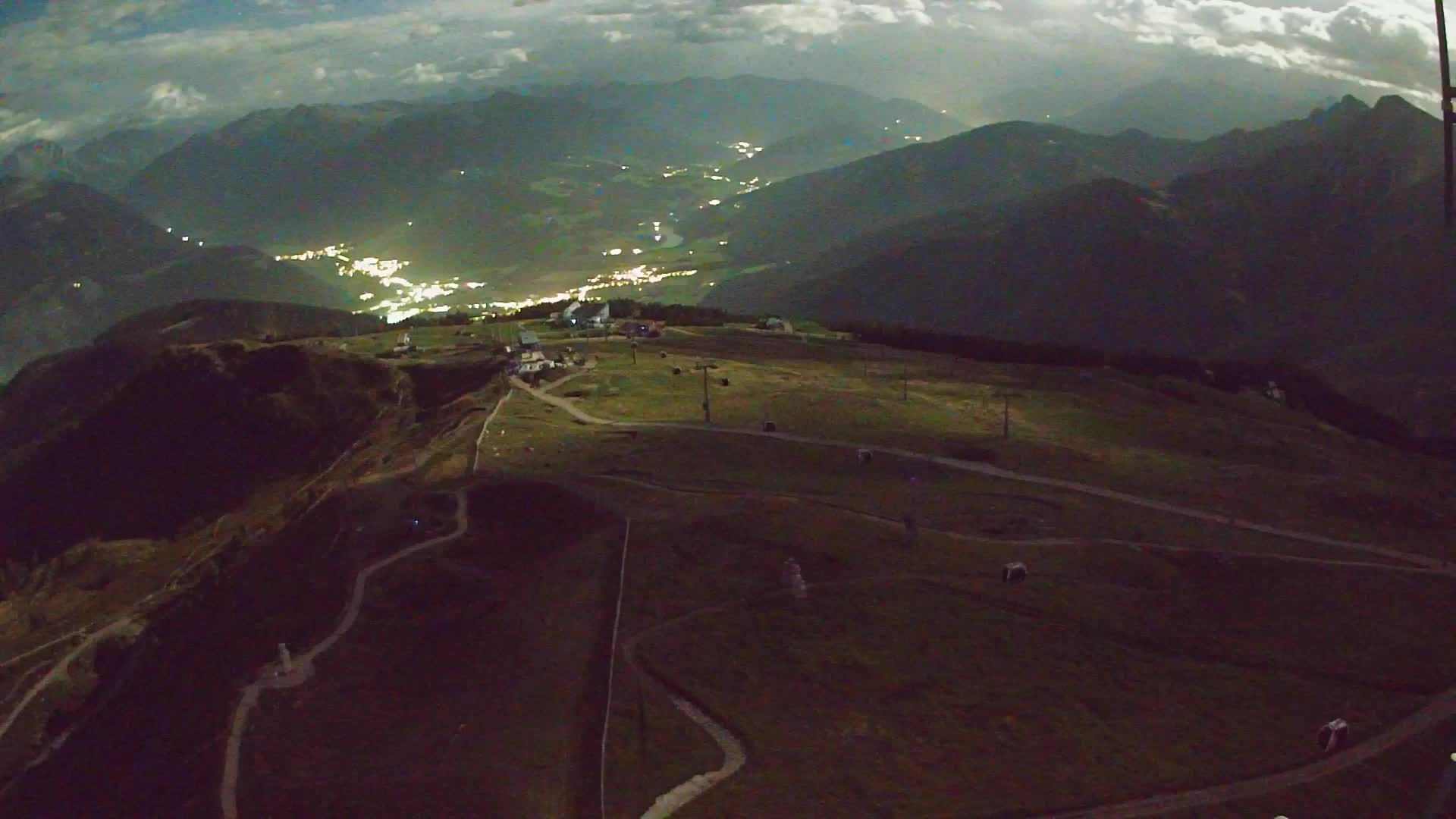 Kronplatz peak | view to Valdaora – Olang