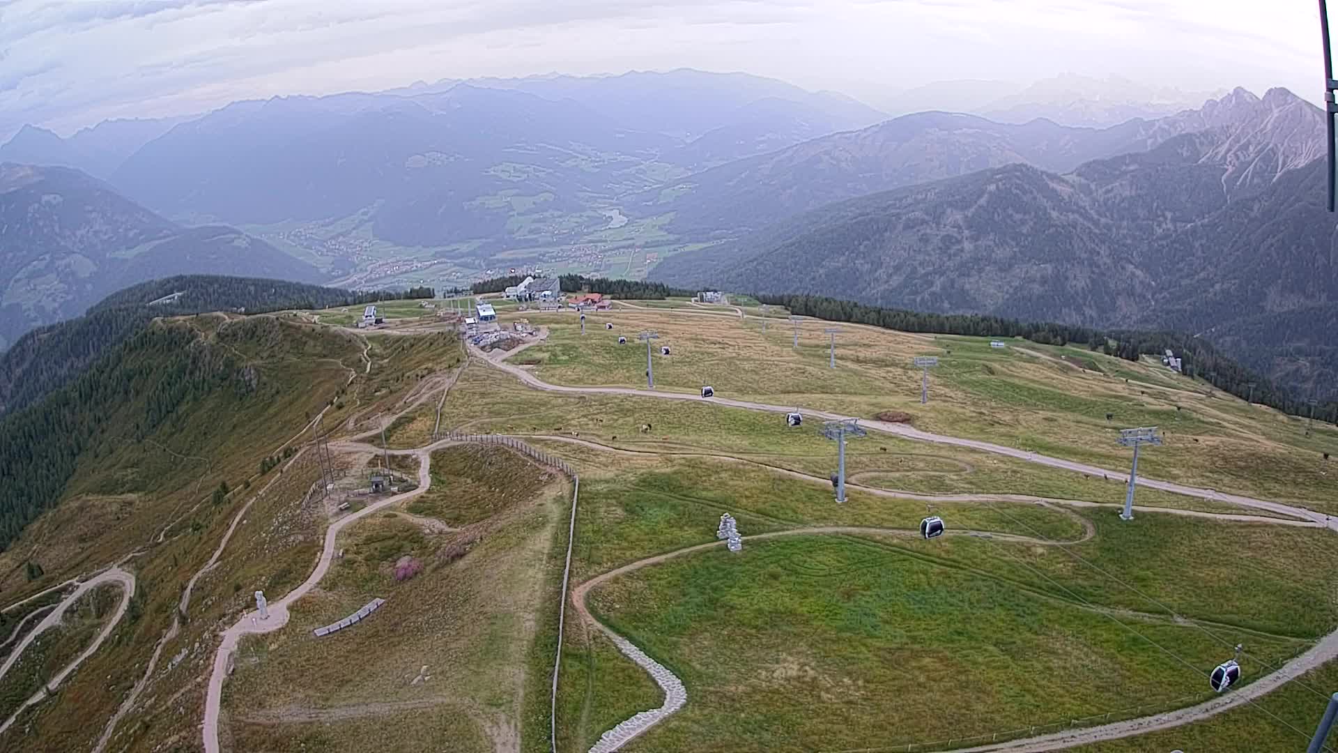 Kronplatz peak | view to Valdaora – Olang