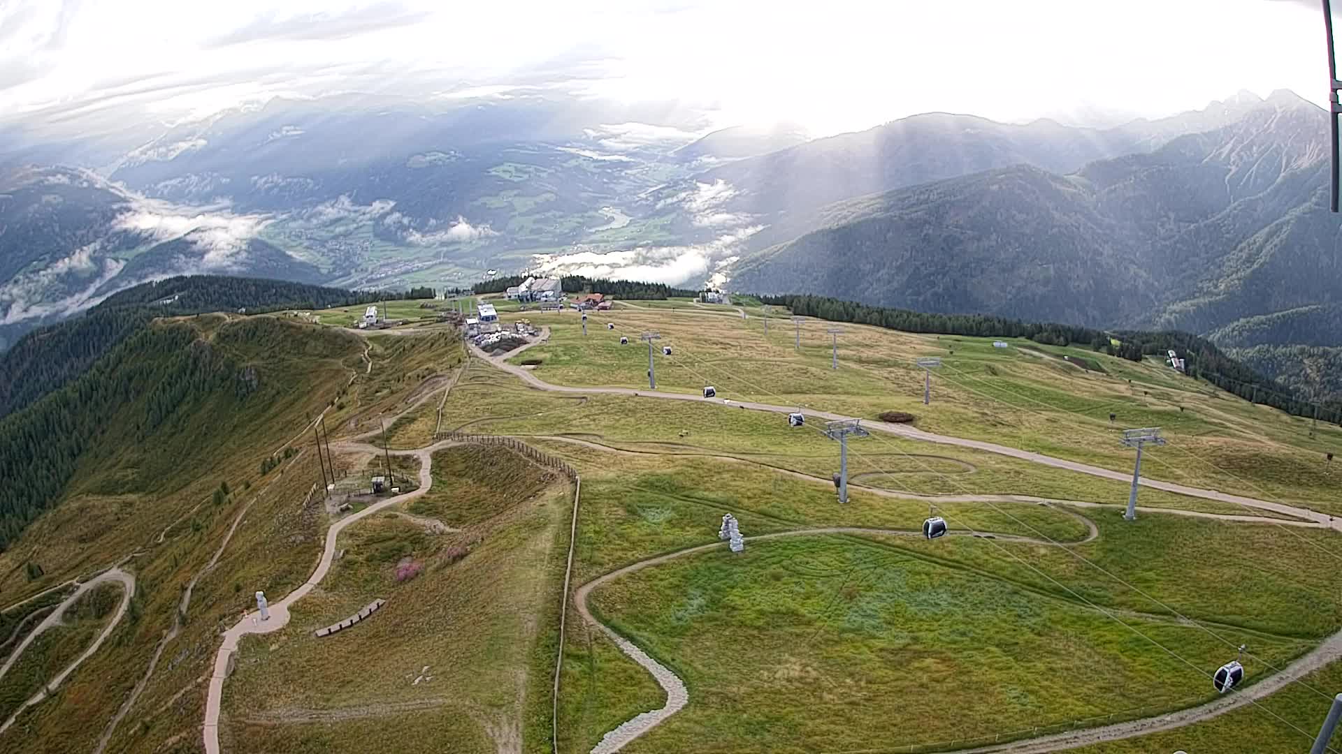 Kronplatz peak | view to Valdaora – Olang