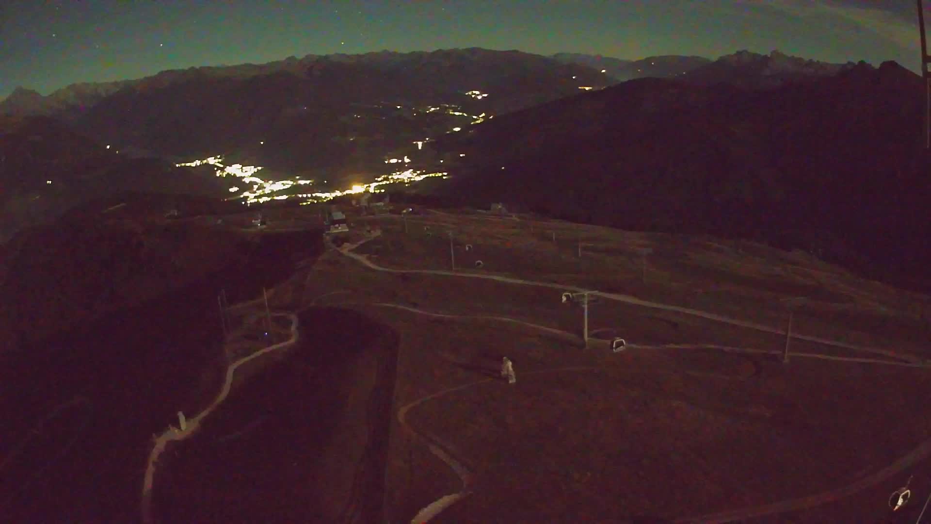 Kronplatz peak | view to Valdaora – Olang