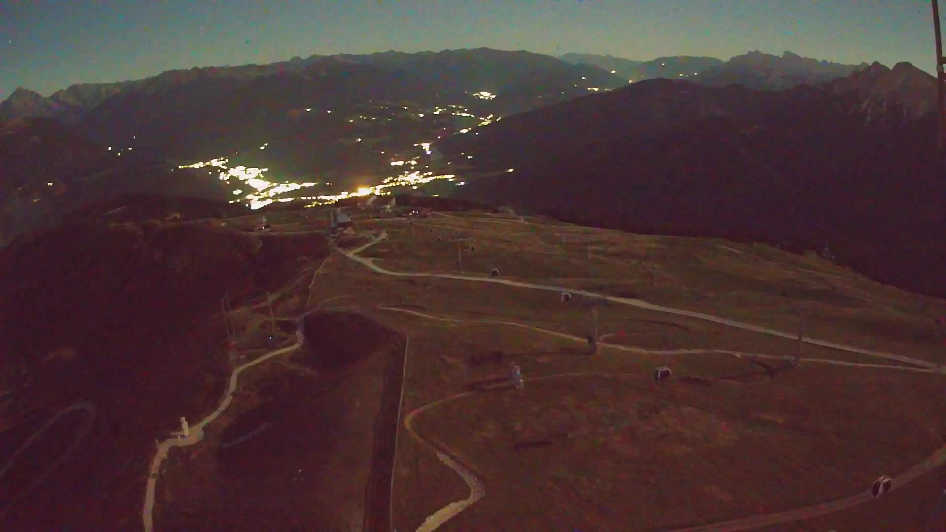 Kronplatz peak | view to Valdaora – Olang