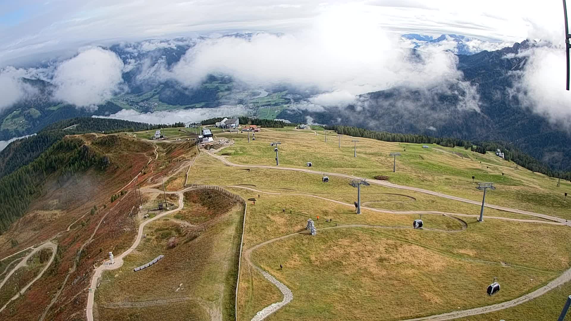 Kronplatz peak | view to Valdaora – Olang
