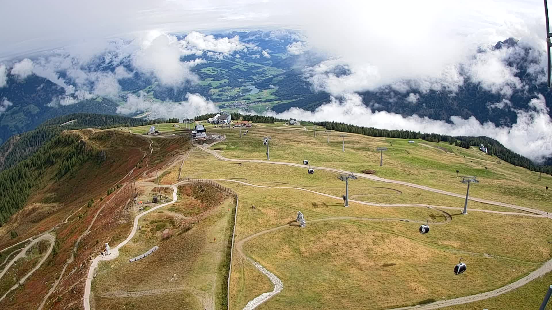 Kronplatz peak | view to Valdaora – Olang